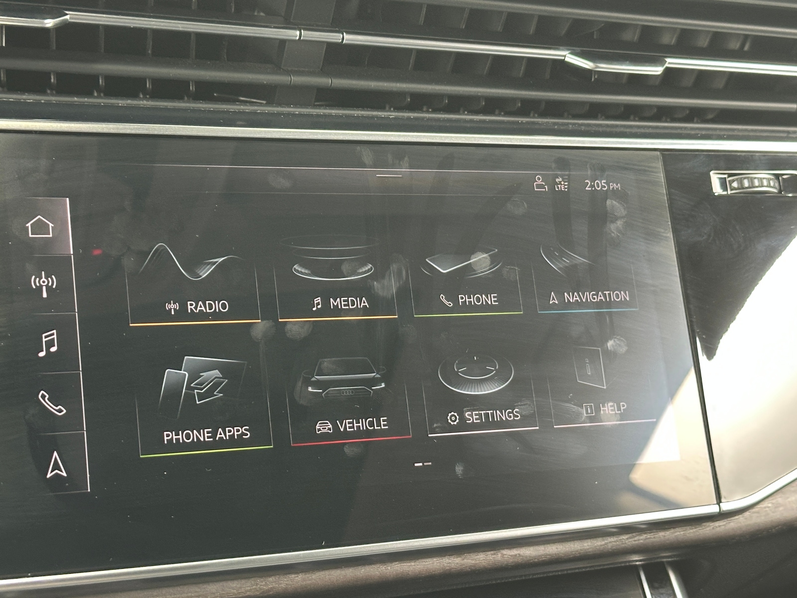 Thumbnail: 2019 Audi Q8 - 3