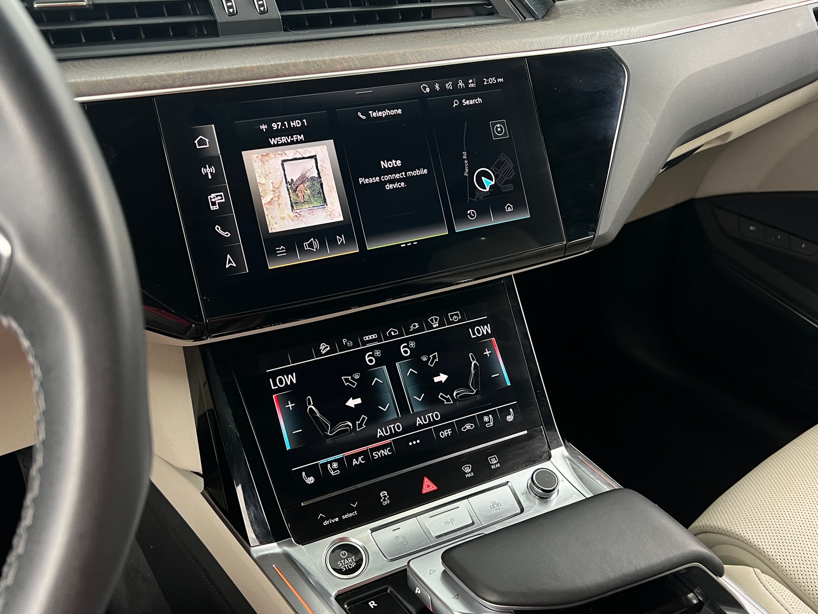 Thumbnail: 2024 Audi Q8 e-tron - 3
