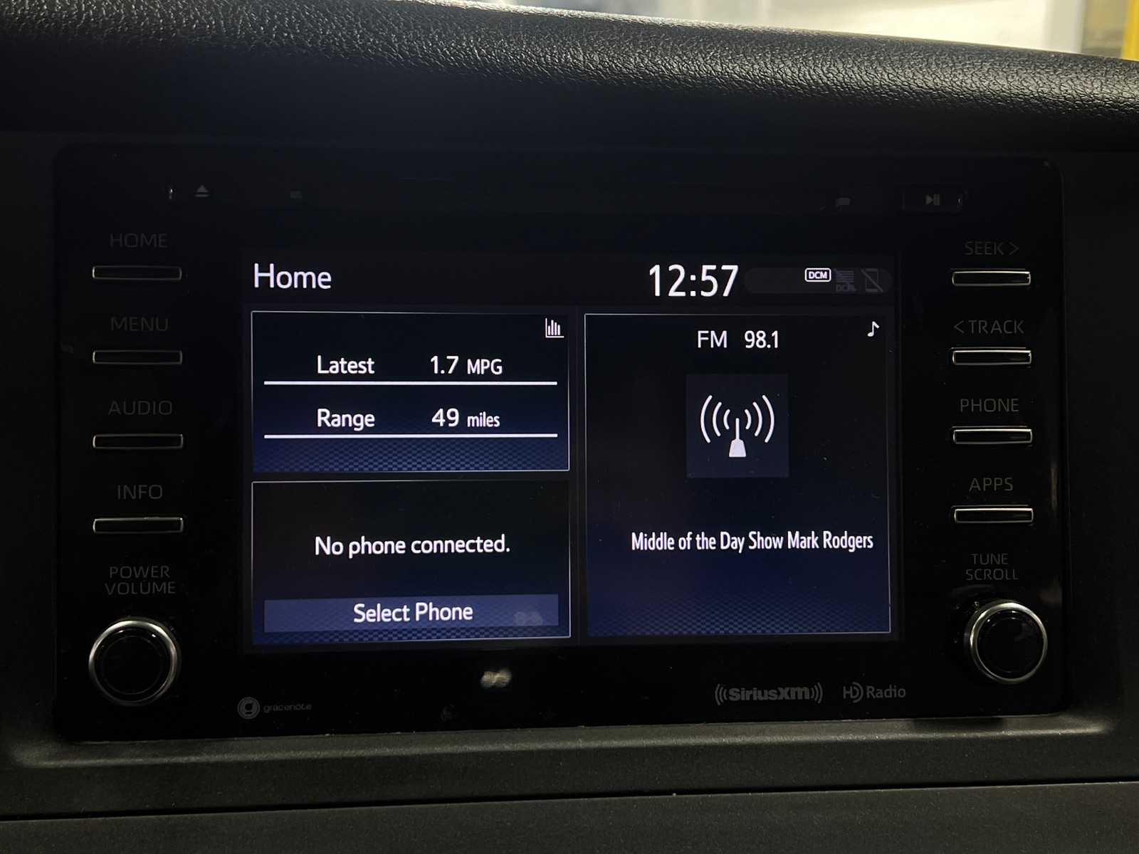 Thumbnail: 2018 Toyota Sienna - 4