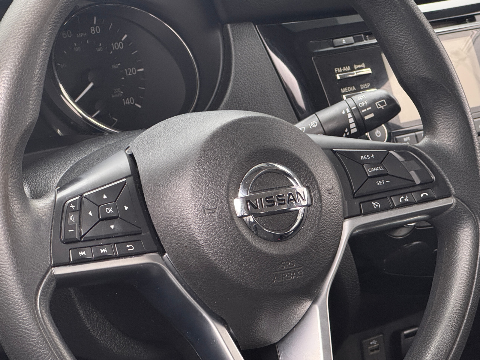 Thumbnail: 2017 Nissan Rogue - 5