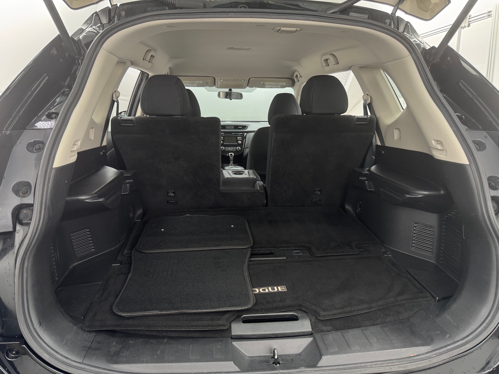 Thumbnail: 2017 Nissan Rogue - 7