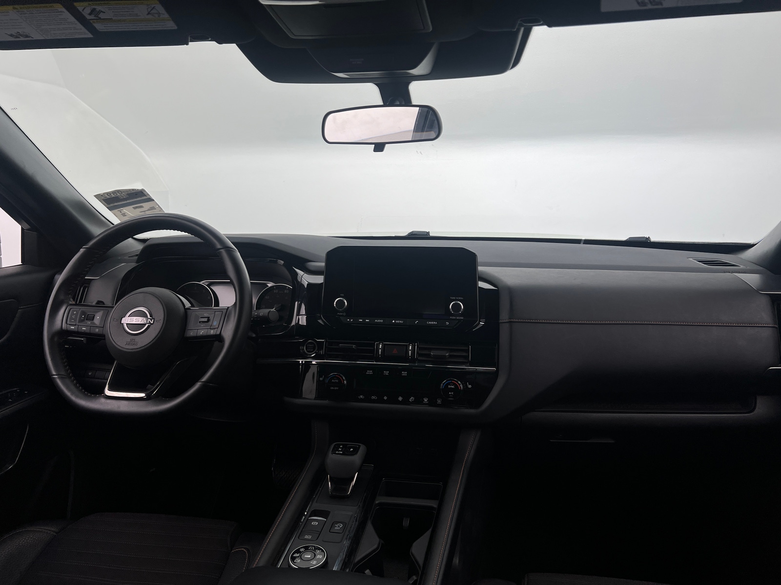 Thumbnail: 2023 Nissan Pathfinder - 2