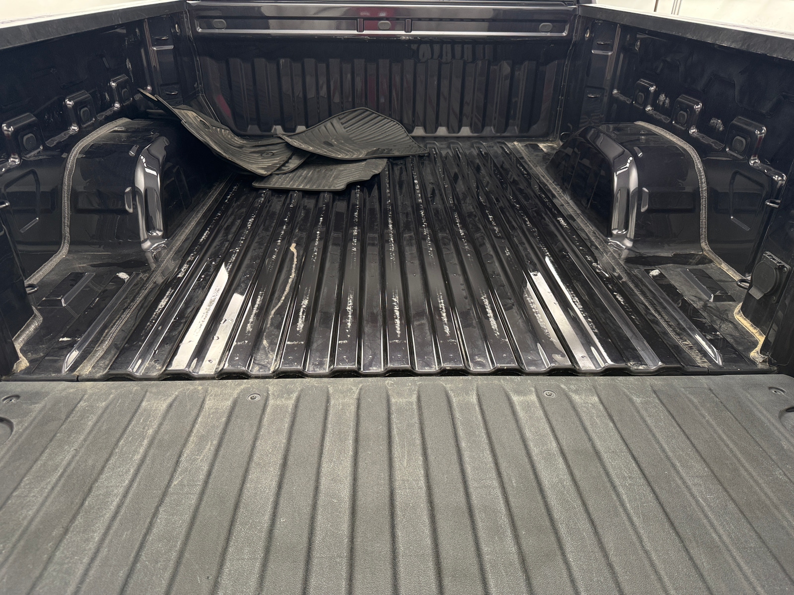 Thumbnail: 2023 Chevrolet Silverado 1500 - 7