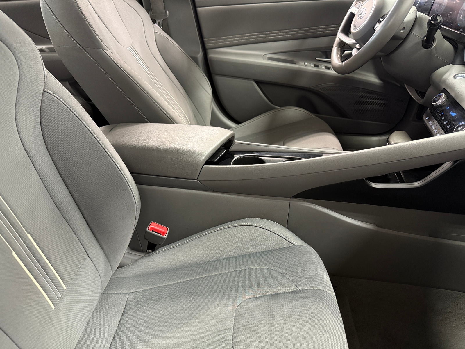 Thumbnail: 2021 Hyundai Elantra - 2