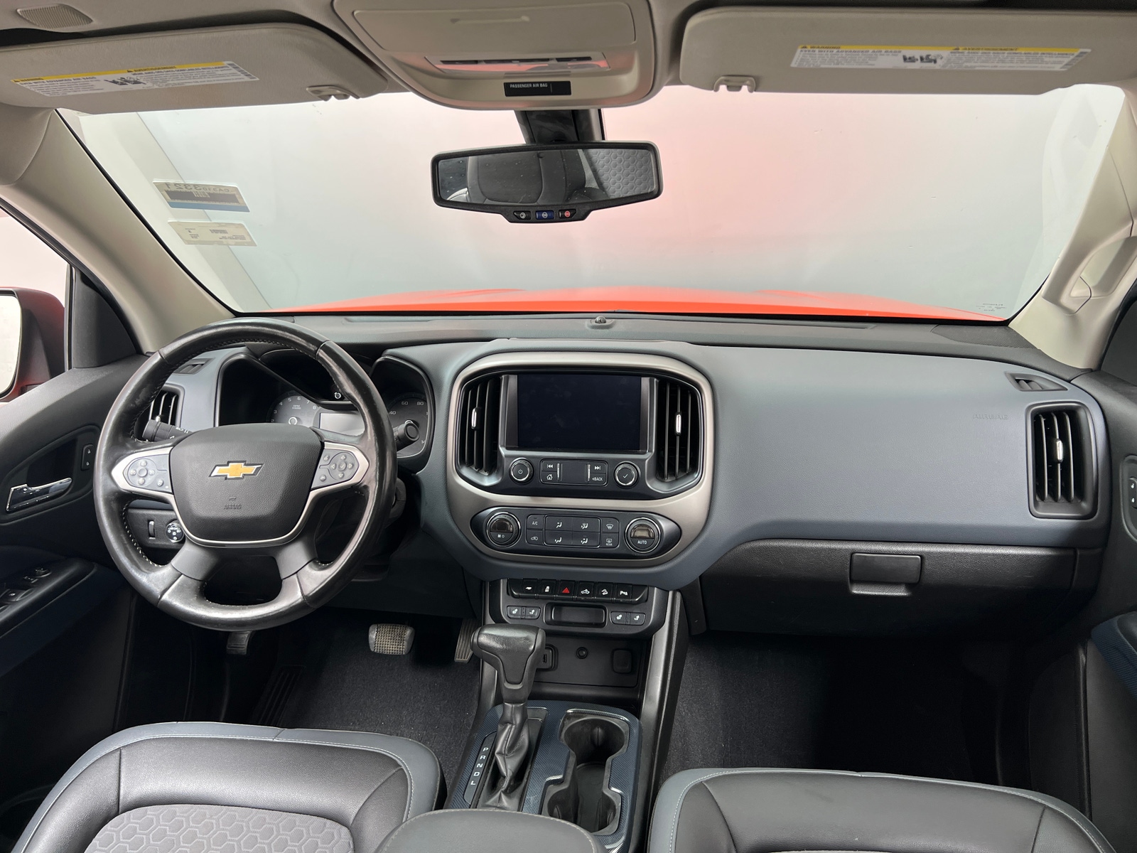 Thumbnail: 2019 Chevrolet Colorado - 3