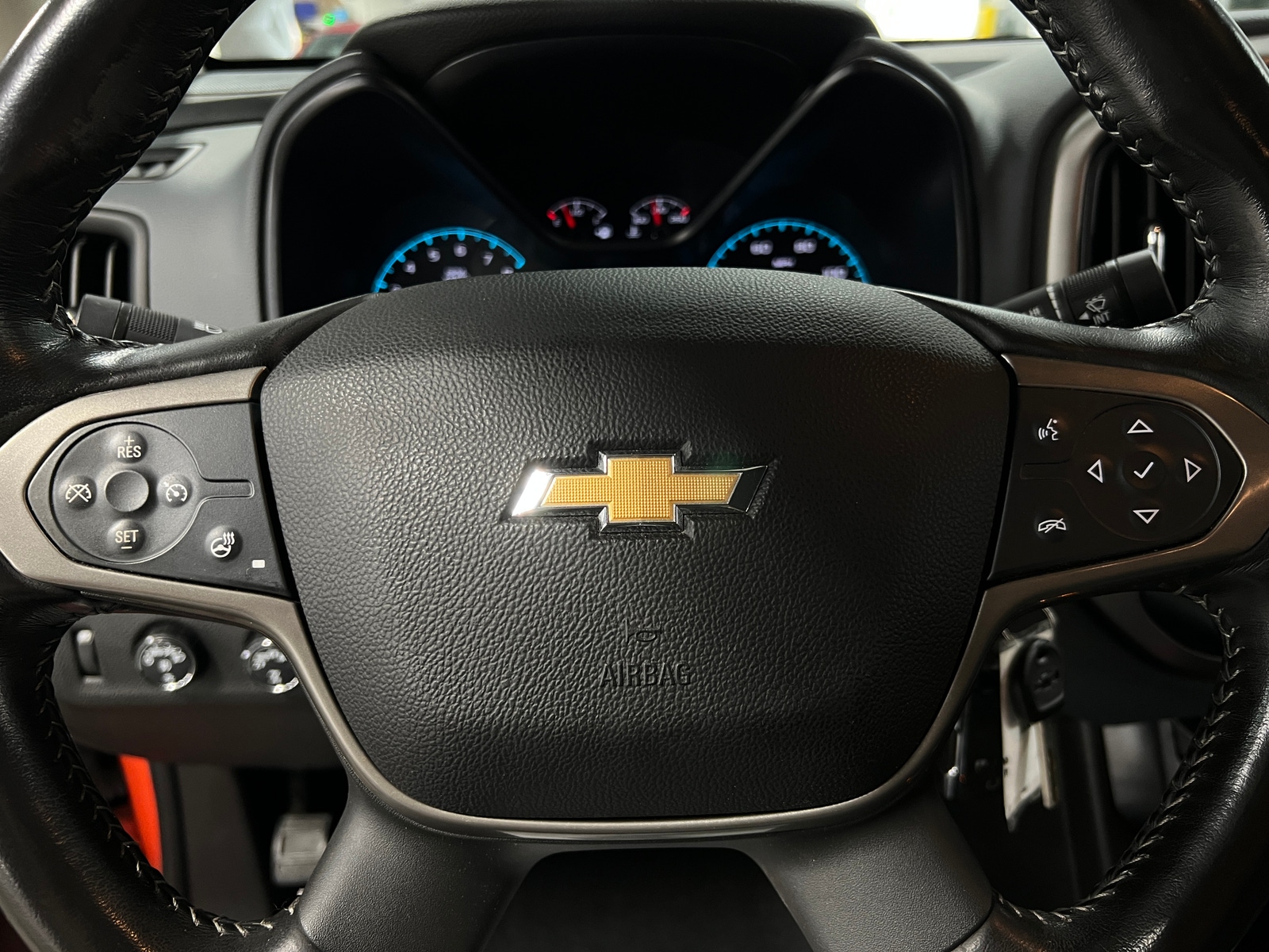 Thumbnail: 2019 Chevrolet Colorado - 5