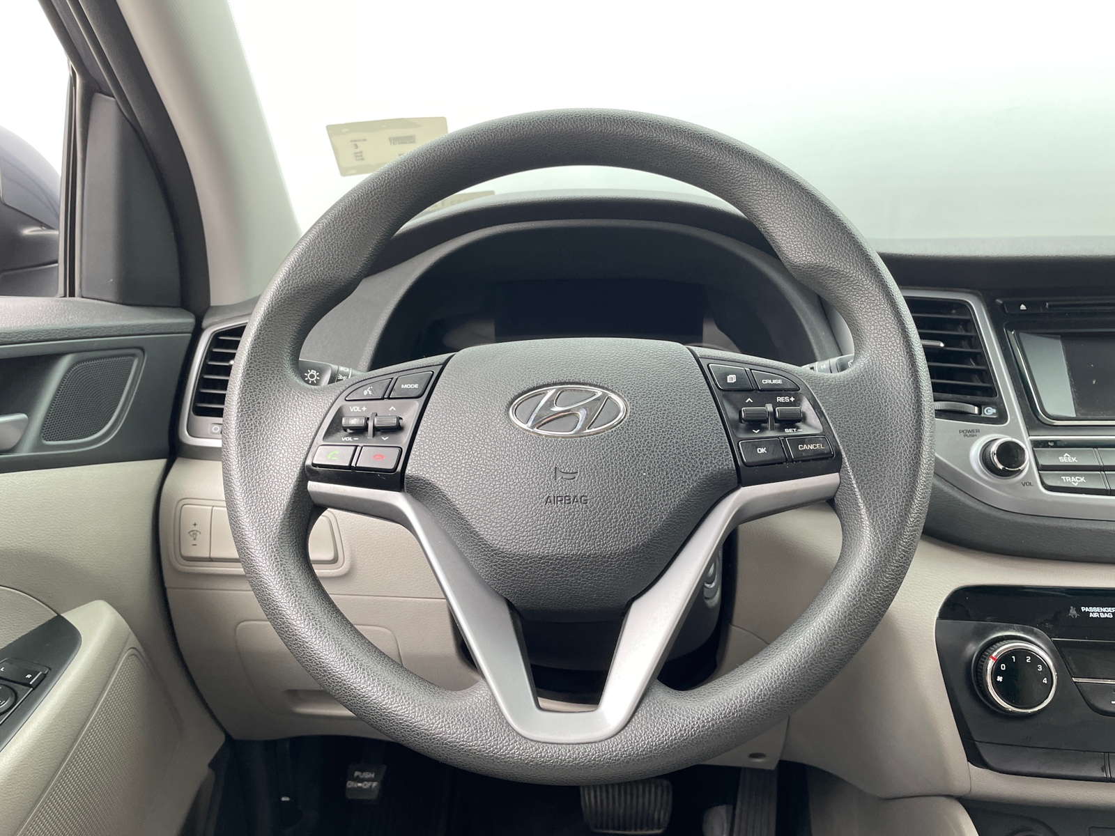 Thumbnail: 2017 Hyundai Tucson - 5