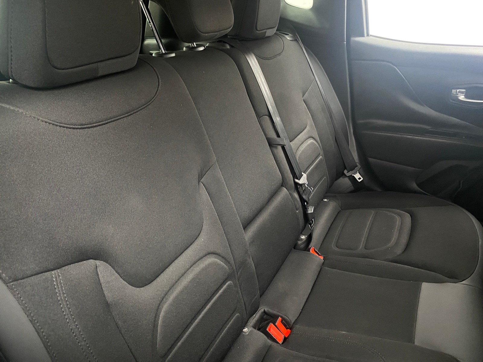 Thumbnail: 2016 Jeep Renegade - 6