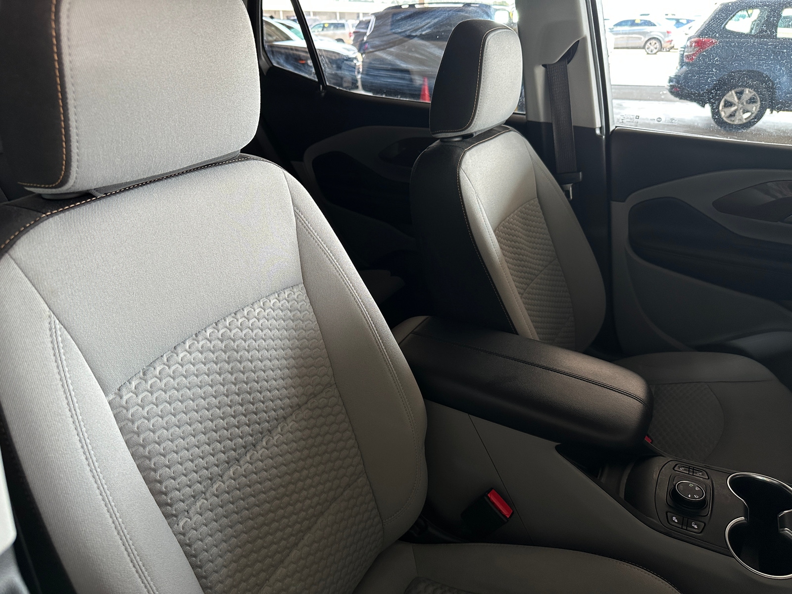 Thumbnail: 2018 GMC Terrain - 2