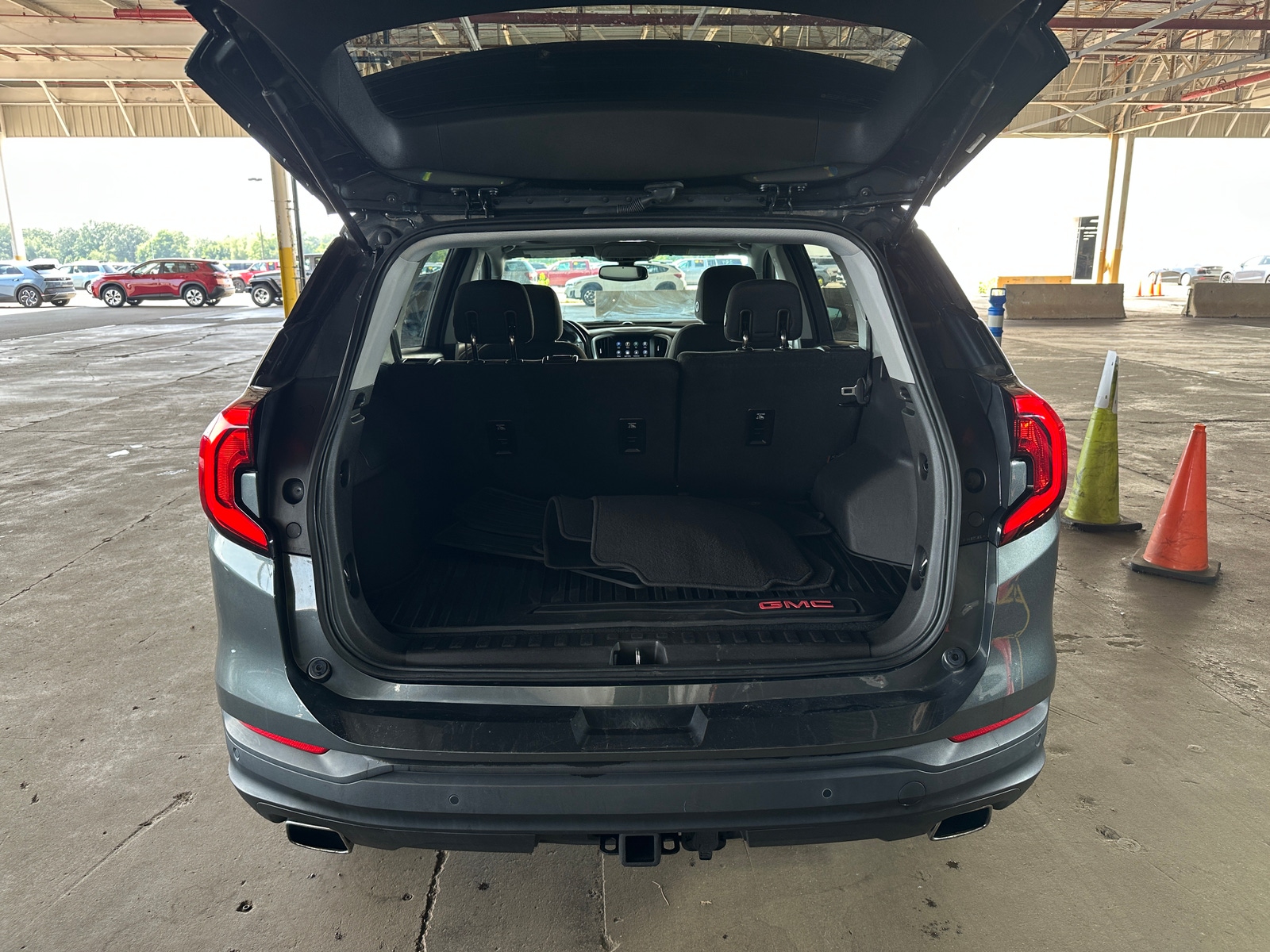 Thumbnail: 2018 GMC Terrain - 7