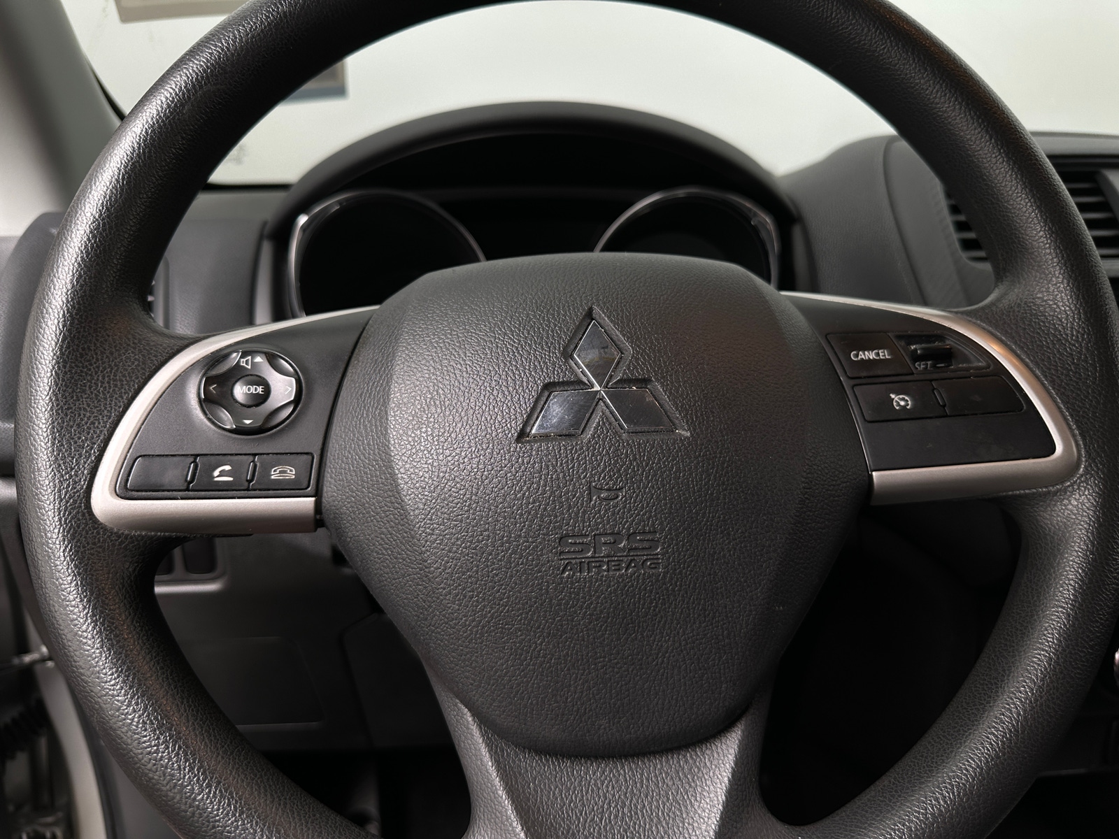Thumbnail: 2019 Mitsubishi Outlander Sport - 5