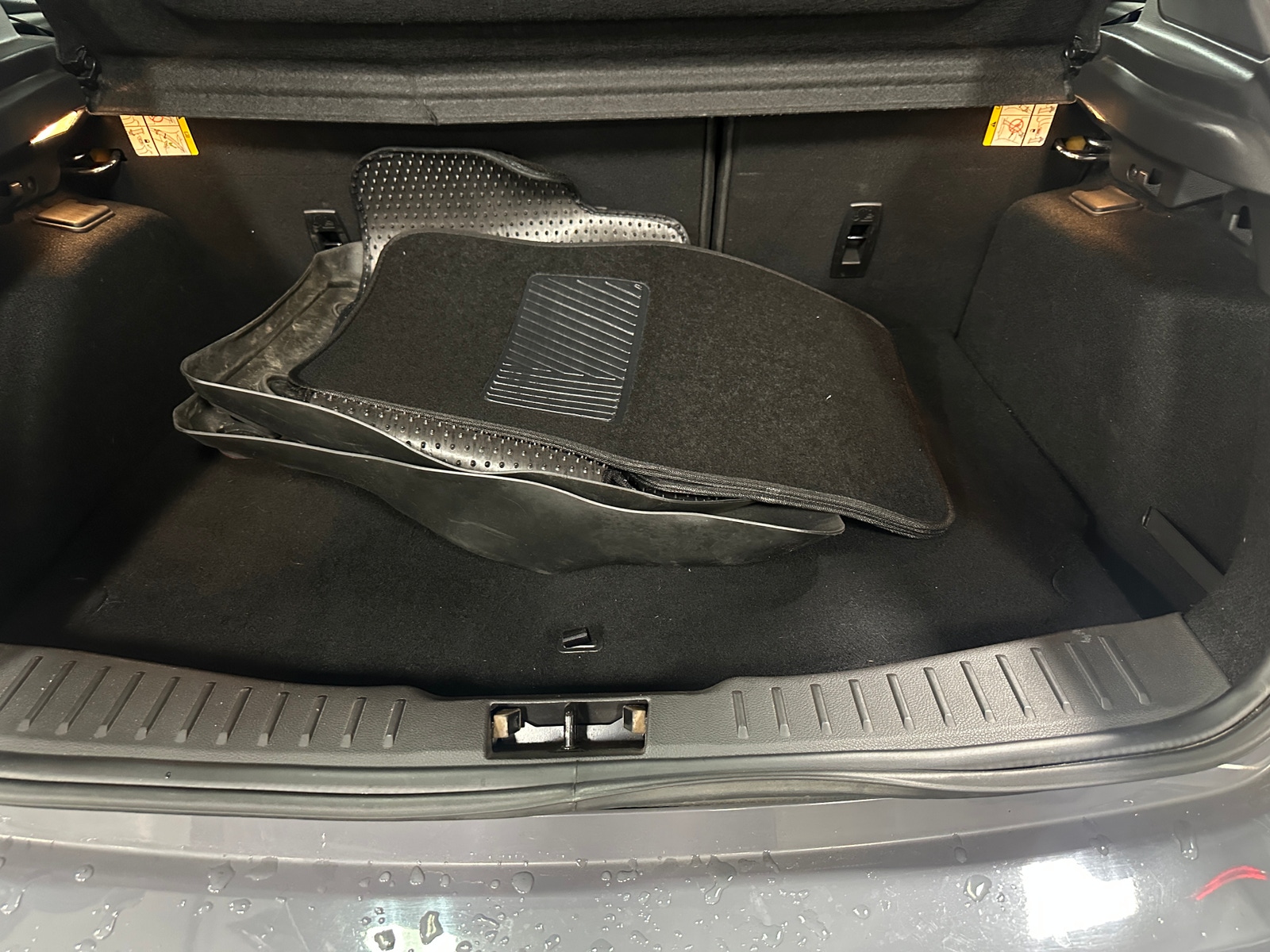 Thumbnail: 2016 Ford Focus - 6