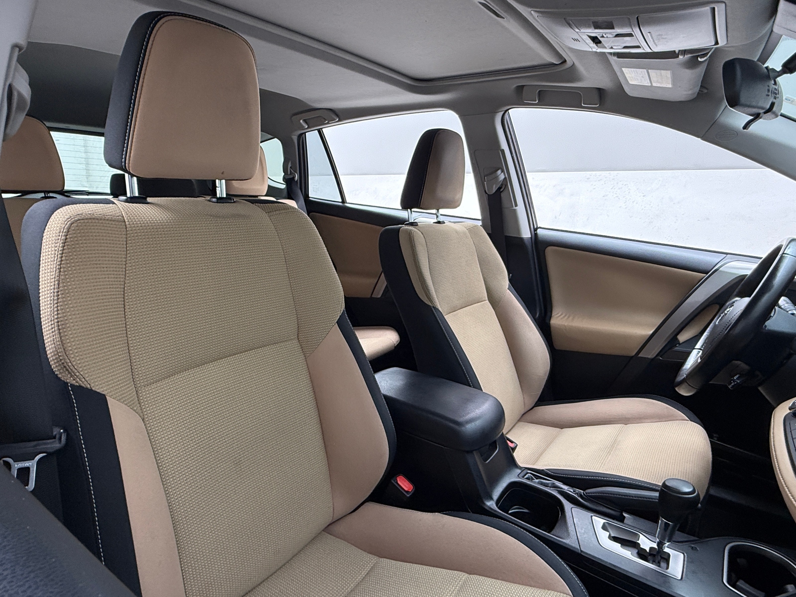 Thumbnail: 2017 Toyota RAV4 - 2