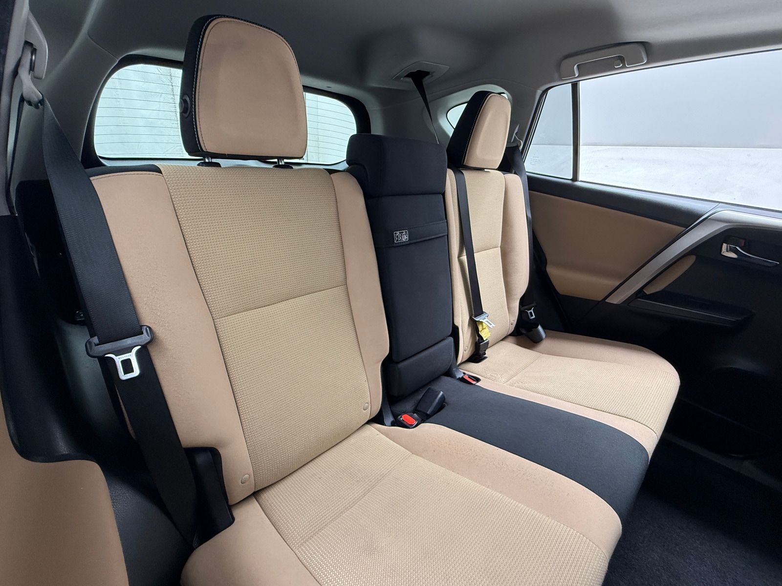 Thumbnail: 2017 Toyota RAV4 - 6