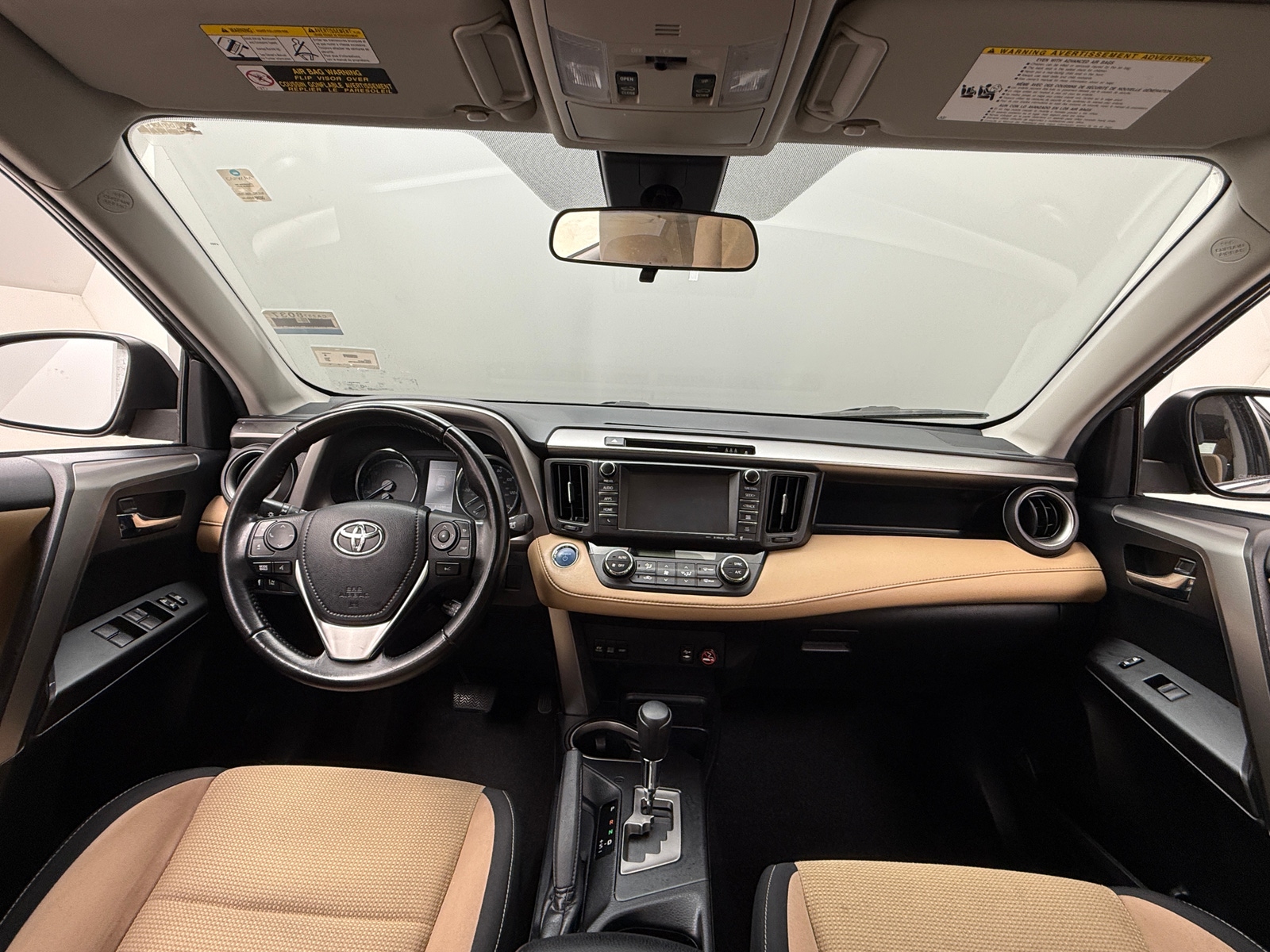 Thumbnail: 2017 Toyota RAV4 - 3