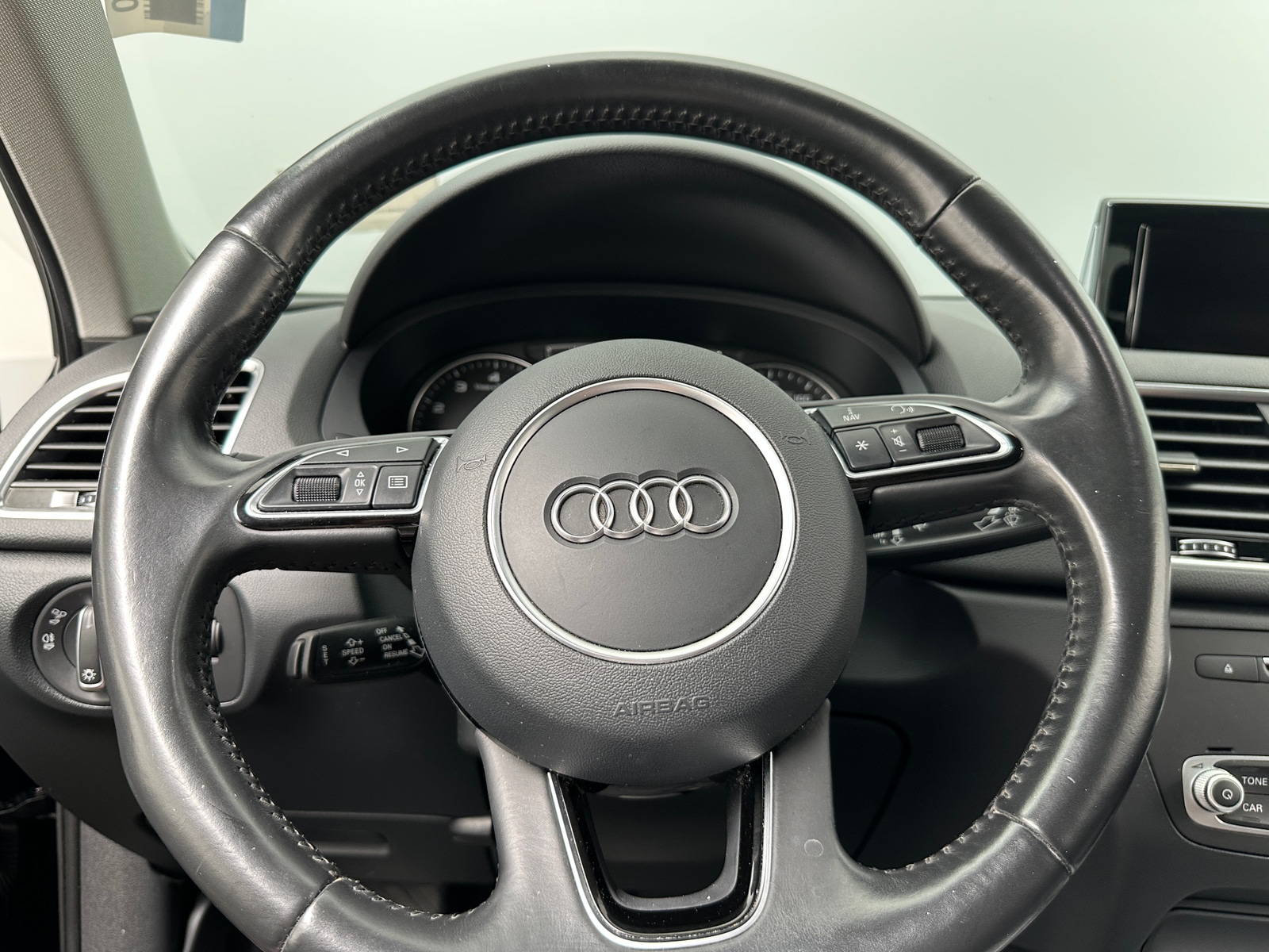 Thumbnail: 2017 Audi Q3 - 4
