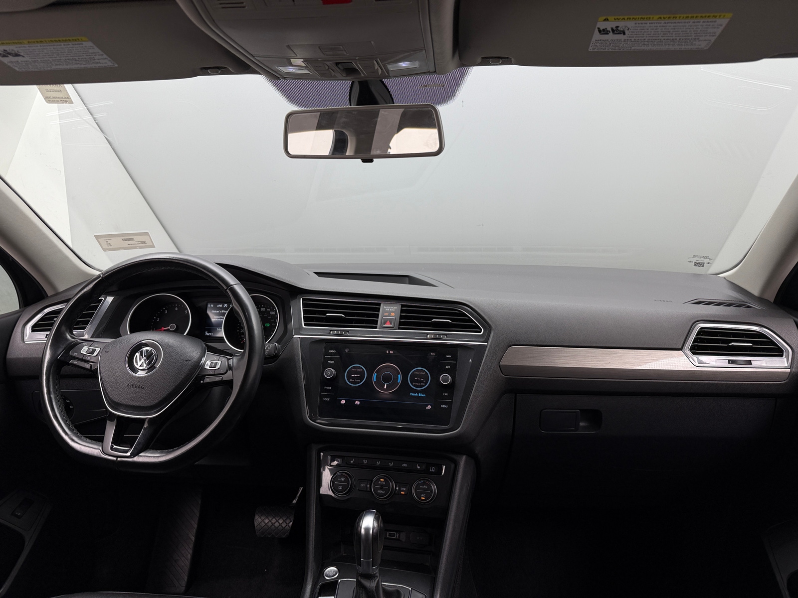 Thumbnail: 2018 Volkswagen Tiguan - 2