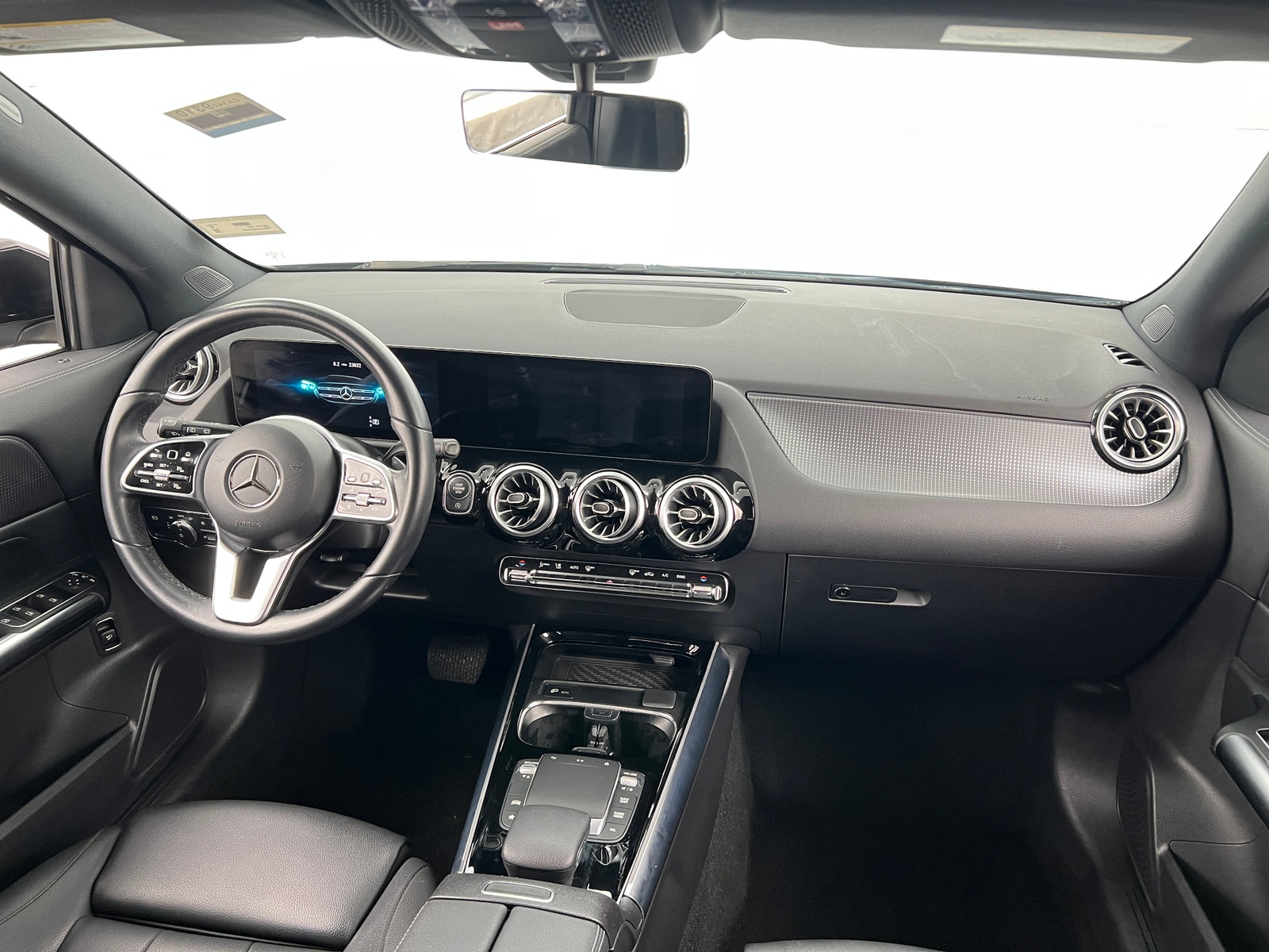 Thumbnail: 2022 Mercedes-Benz GLA - 2