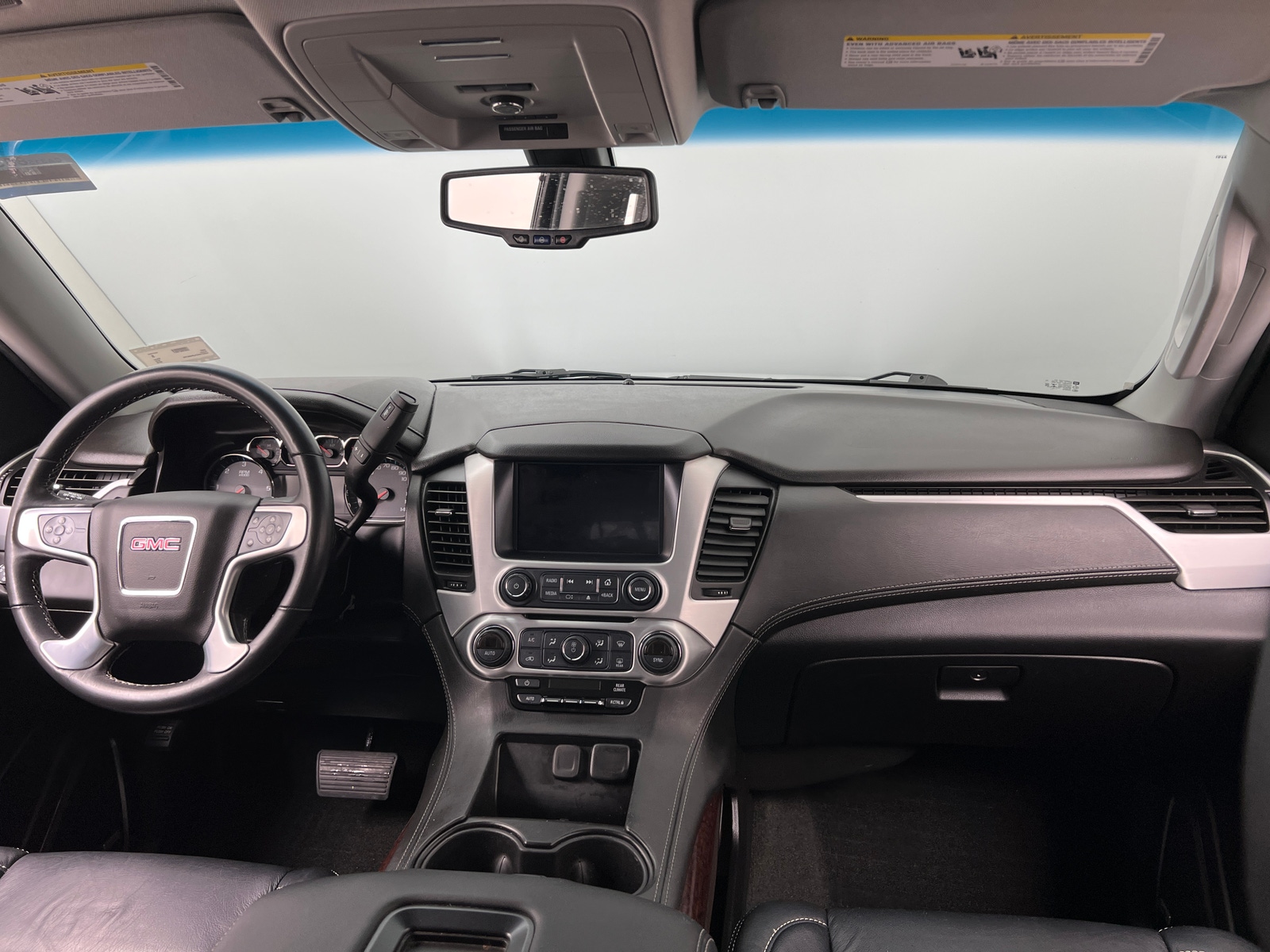 Thumbnail: 2018 GMC Yukon - 3