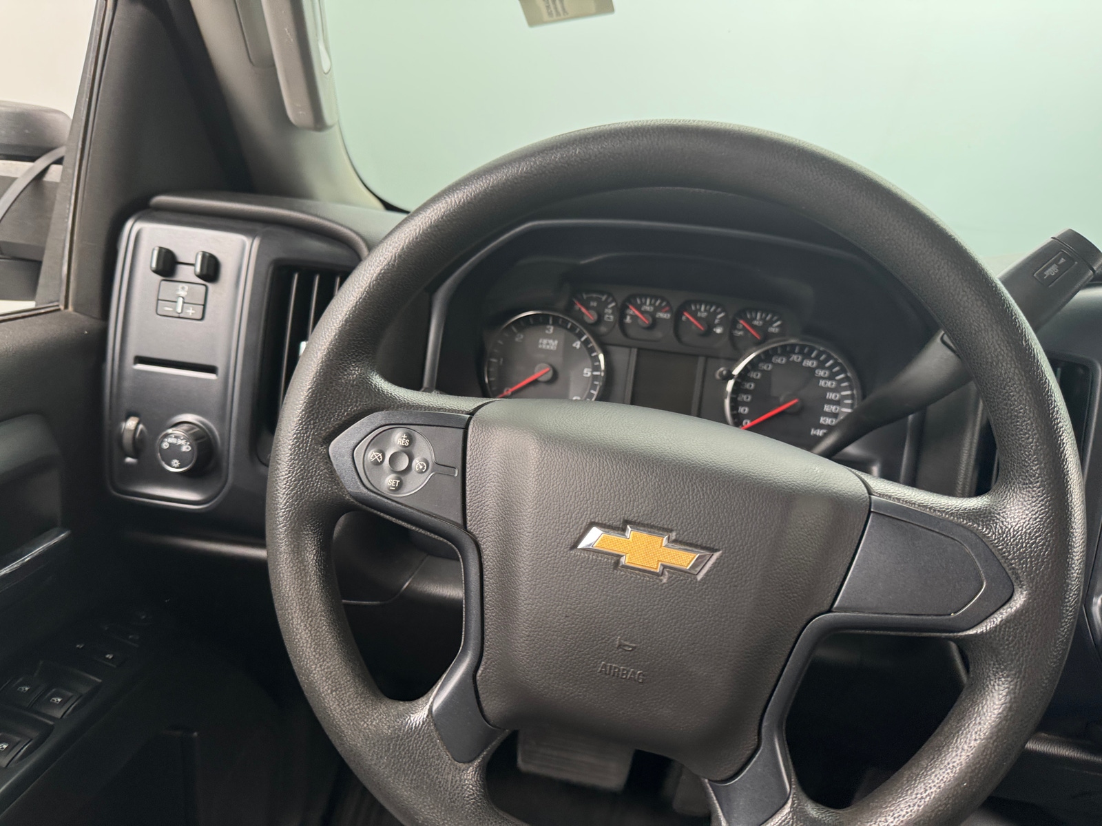 Thumbnail: 2017 Chevrolet Silverado 3500 - 5