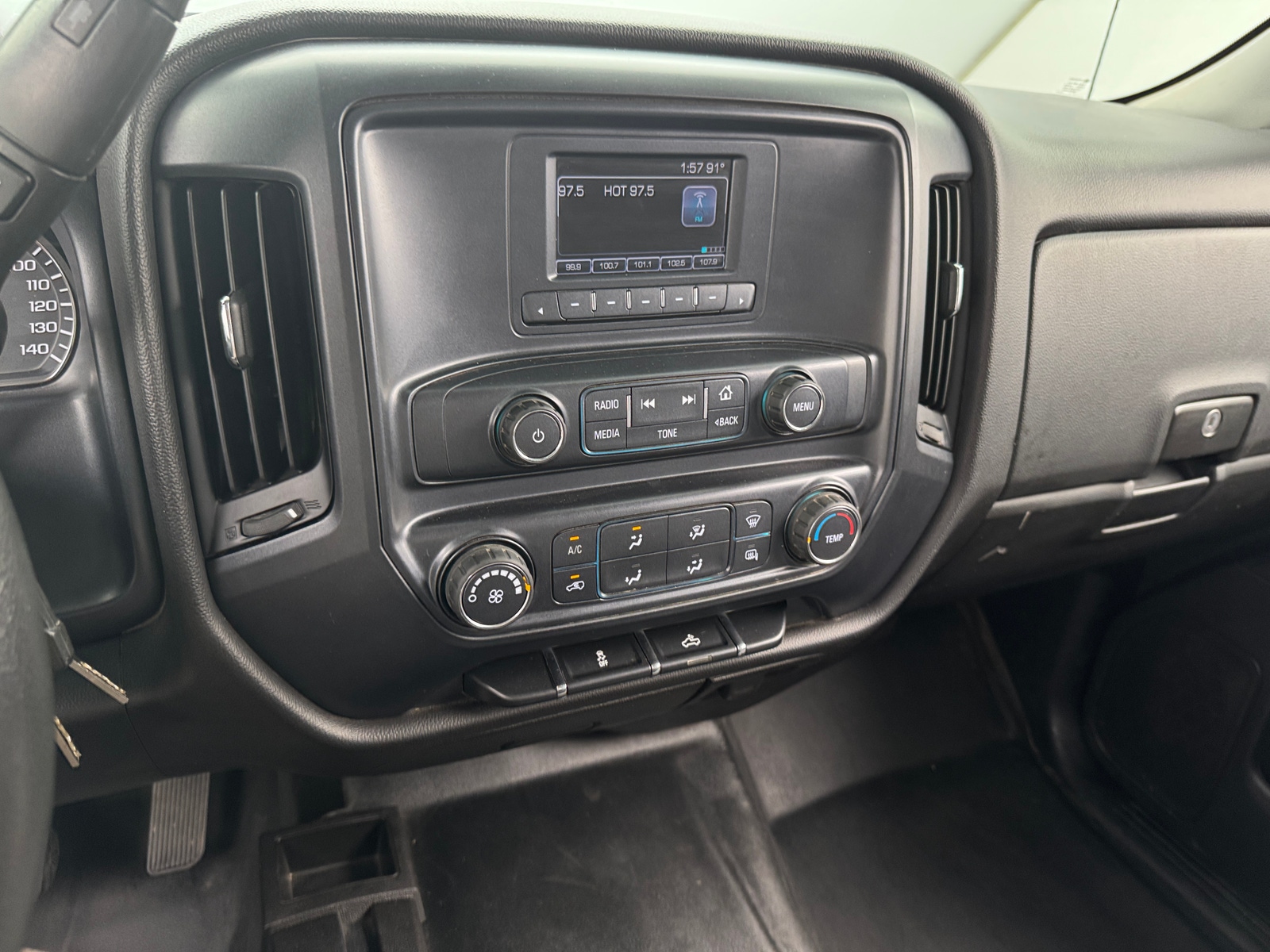 Thumbnail: 2017 Chevrolet Silverado 3500 - 4