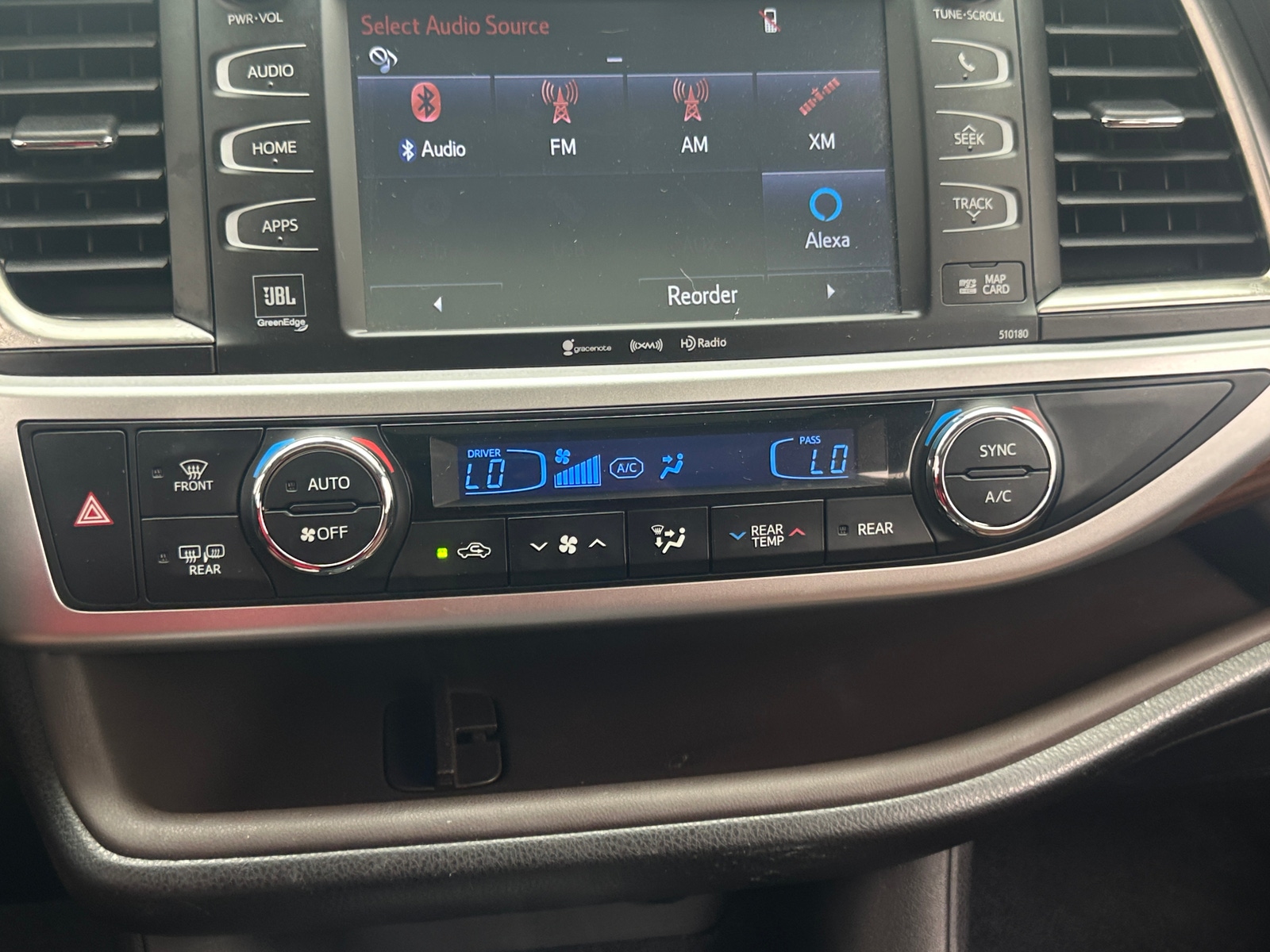 Thumbnail: 2018 Toyota Highlander - 3