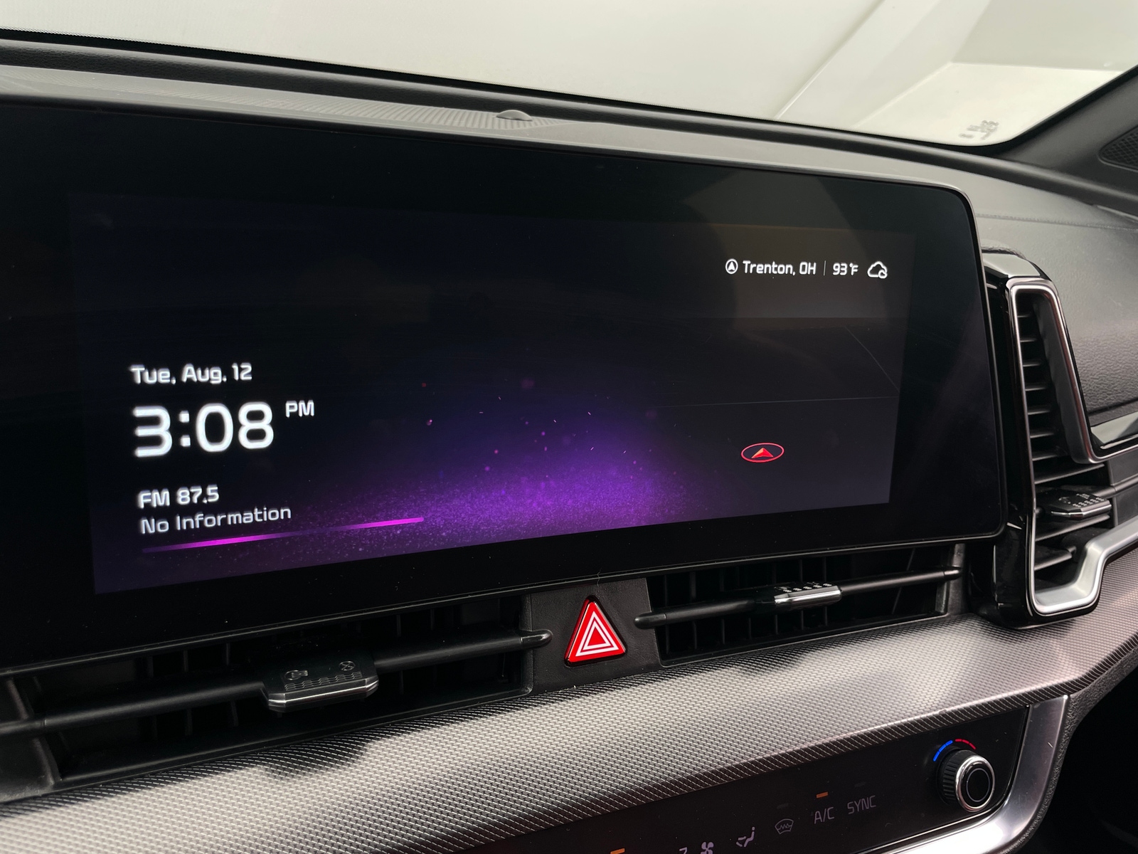 Thumbnail: 2023 Kia Sportage - 3