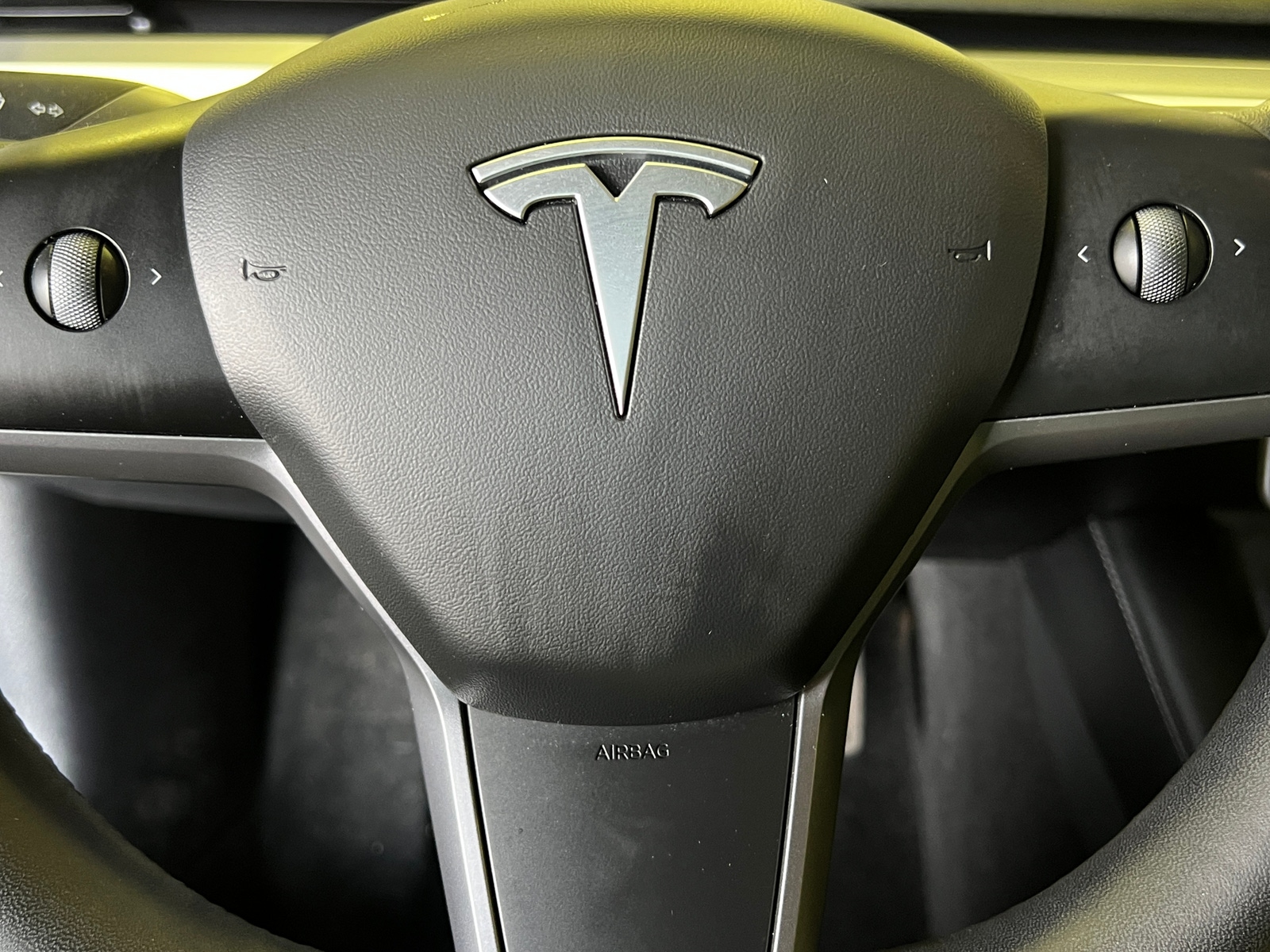 Thumbnail: 2021 Tesla Model 3 - 4