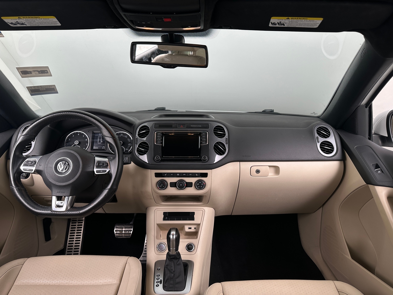 Thumbnail: 2016 Volkswagen Tiguan - 2