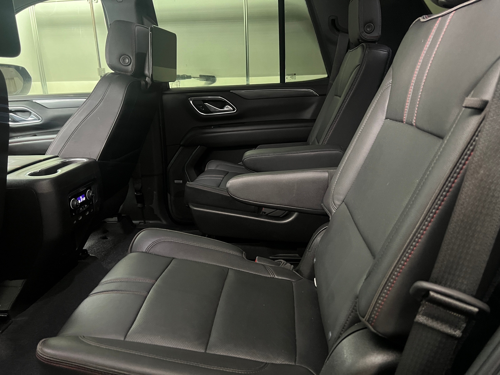 Thumbnail: 2021 Chevrolet Tahoe - 5