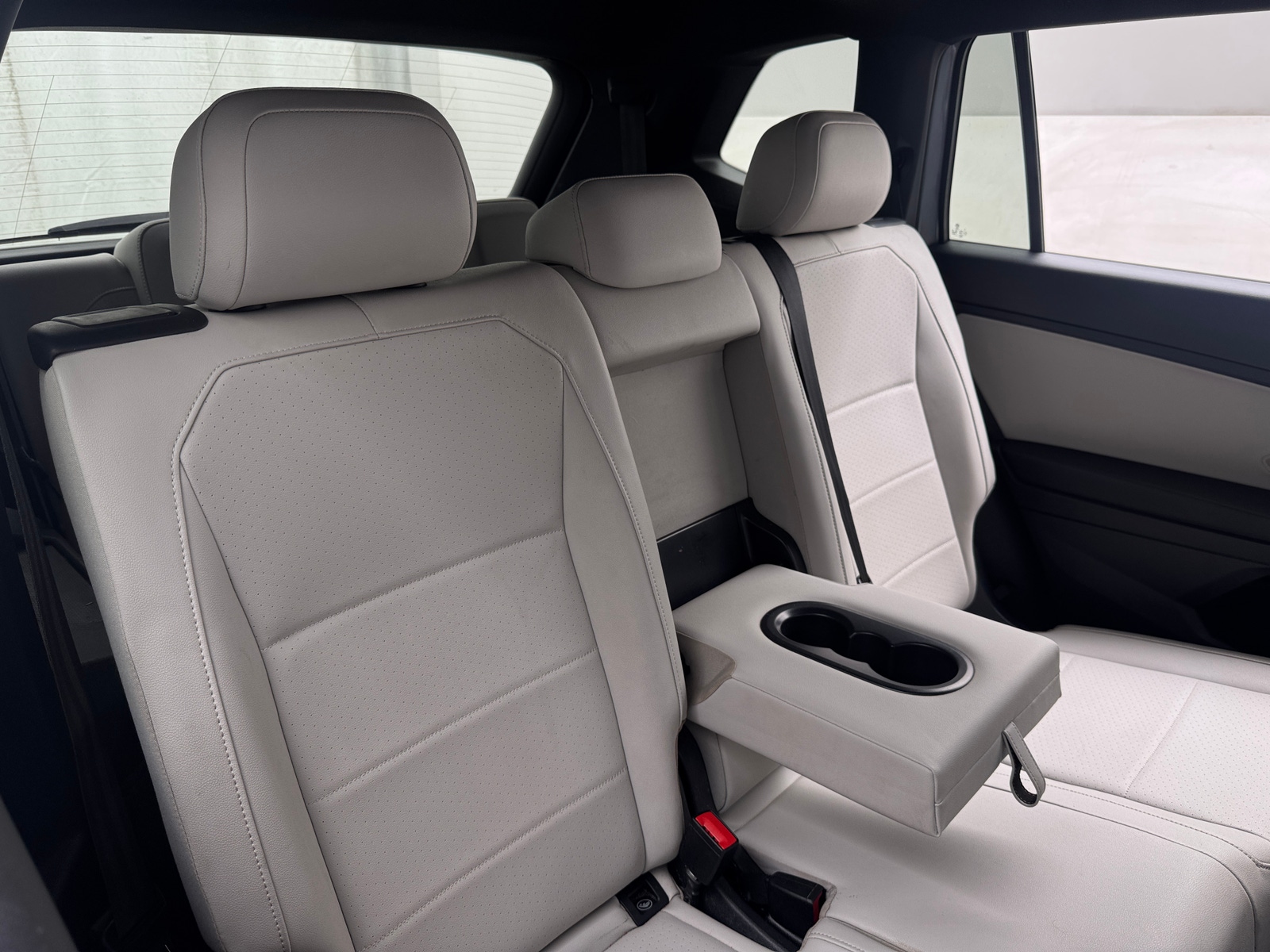 Thumbnail: 2021 Volkswagen Tiguan - 5