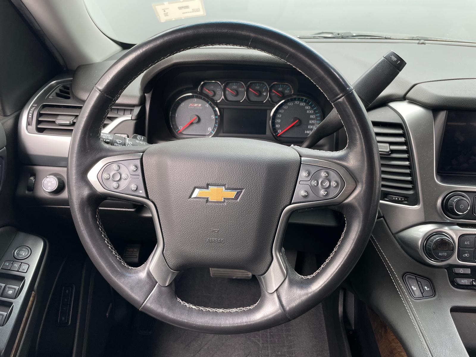 Thumbnail: 2020 Chevrolet Suburban - 4