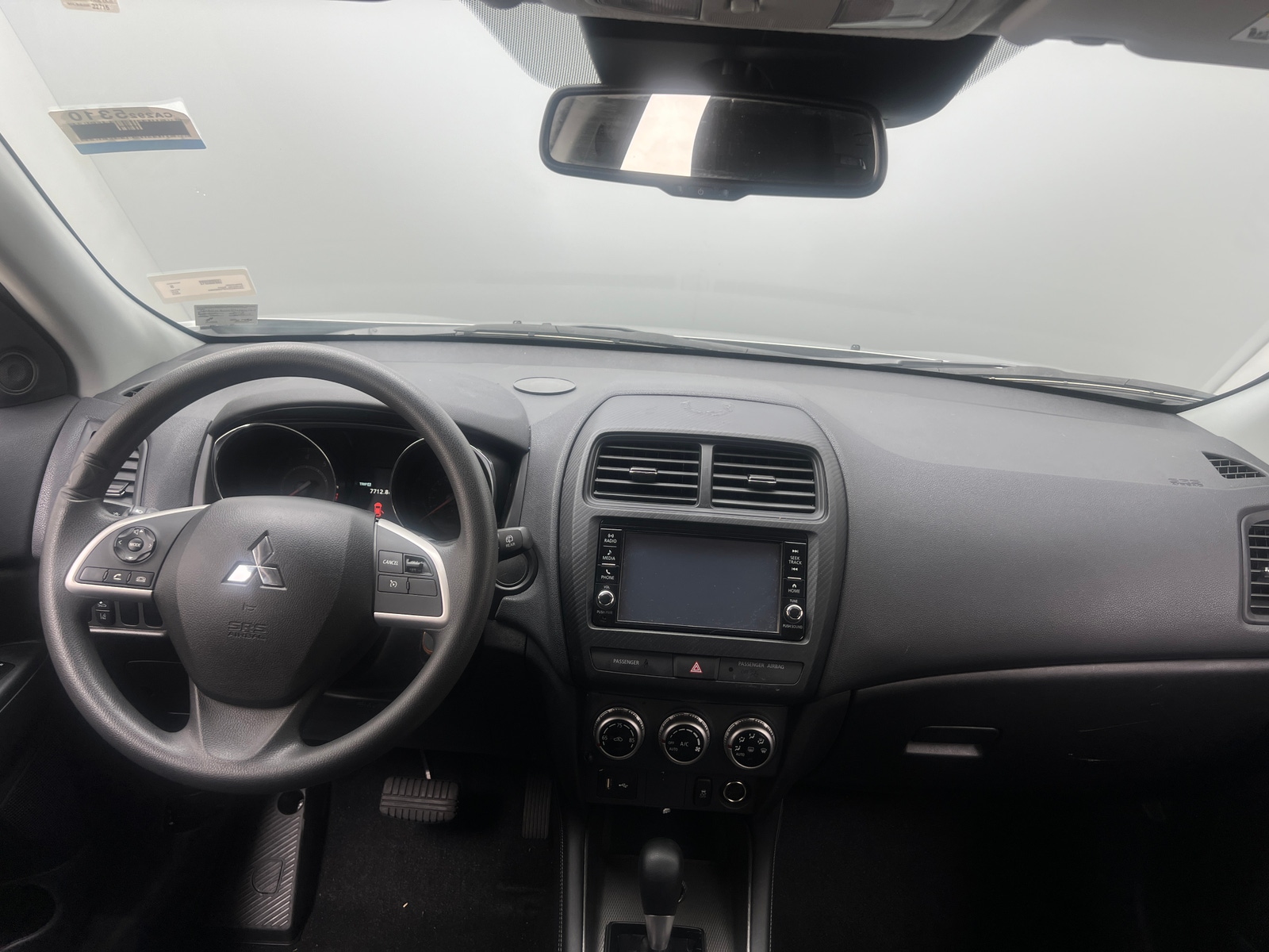 Thumbnail: 2023 Mitsubishi Outlander Sport - 3
