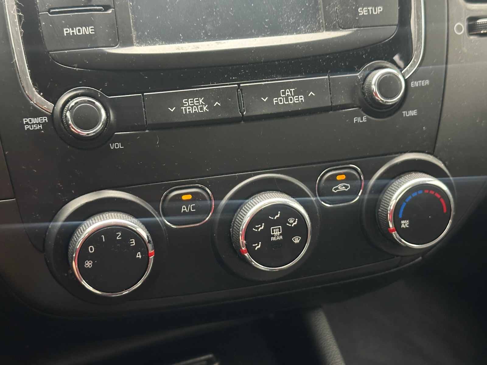 Thumbnail: 2017 Kia Forte - 4