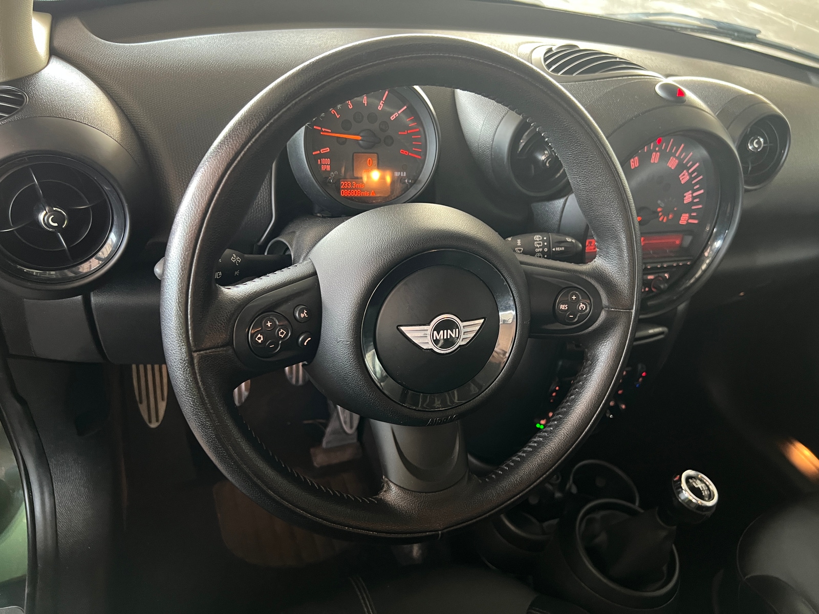 Thumbnail: 2015 MINI Cooper Countryman - 4
