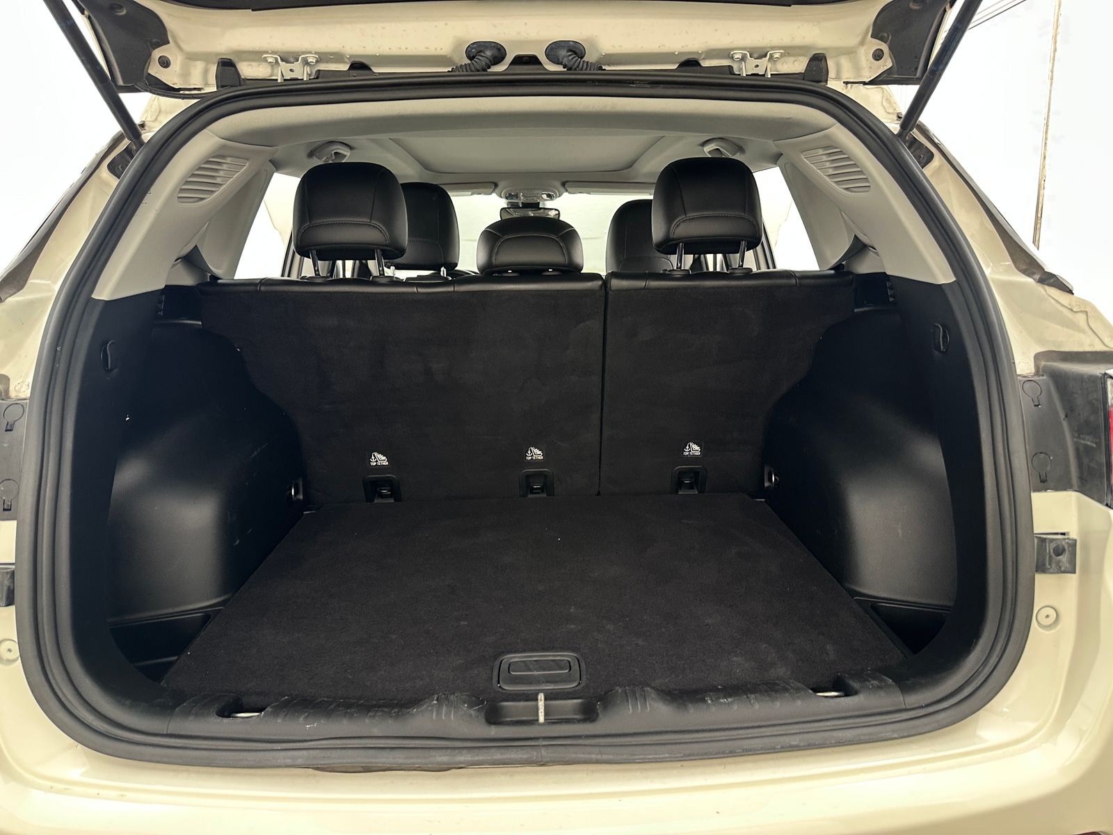 Thumbnail: 2020 Jeep Compass - 6