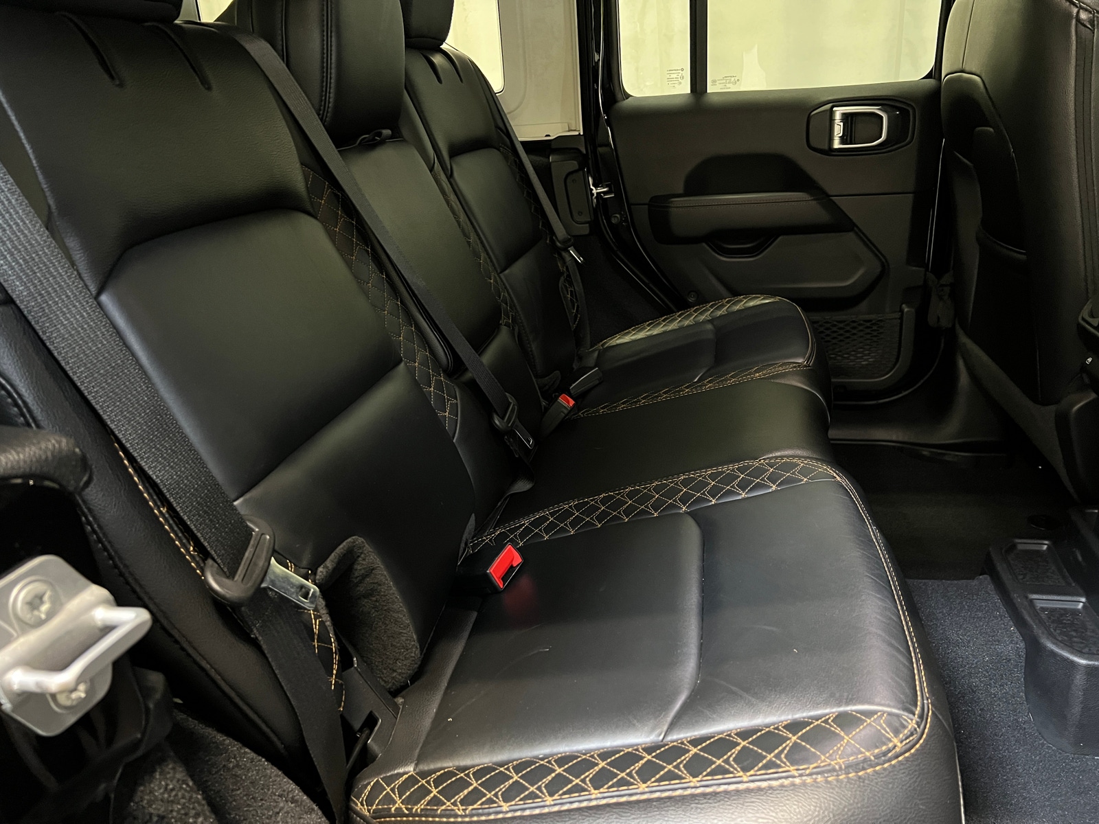 Thumbnail: 2021 Jeep Wrangler - 5