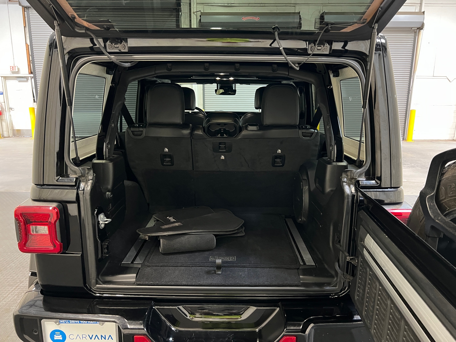 Thumbnail: 2021 Jeep Wrangler - 6