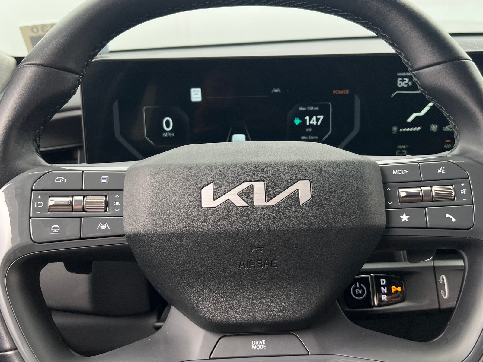 Thumbnail: 2024 Kia EV9 - 4