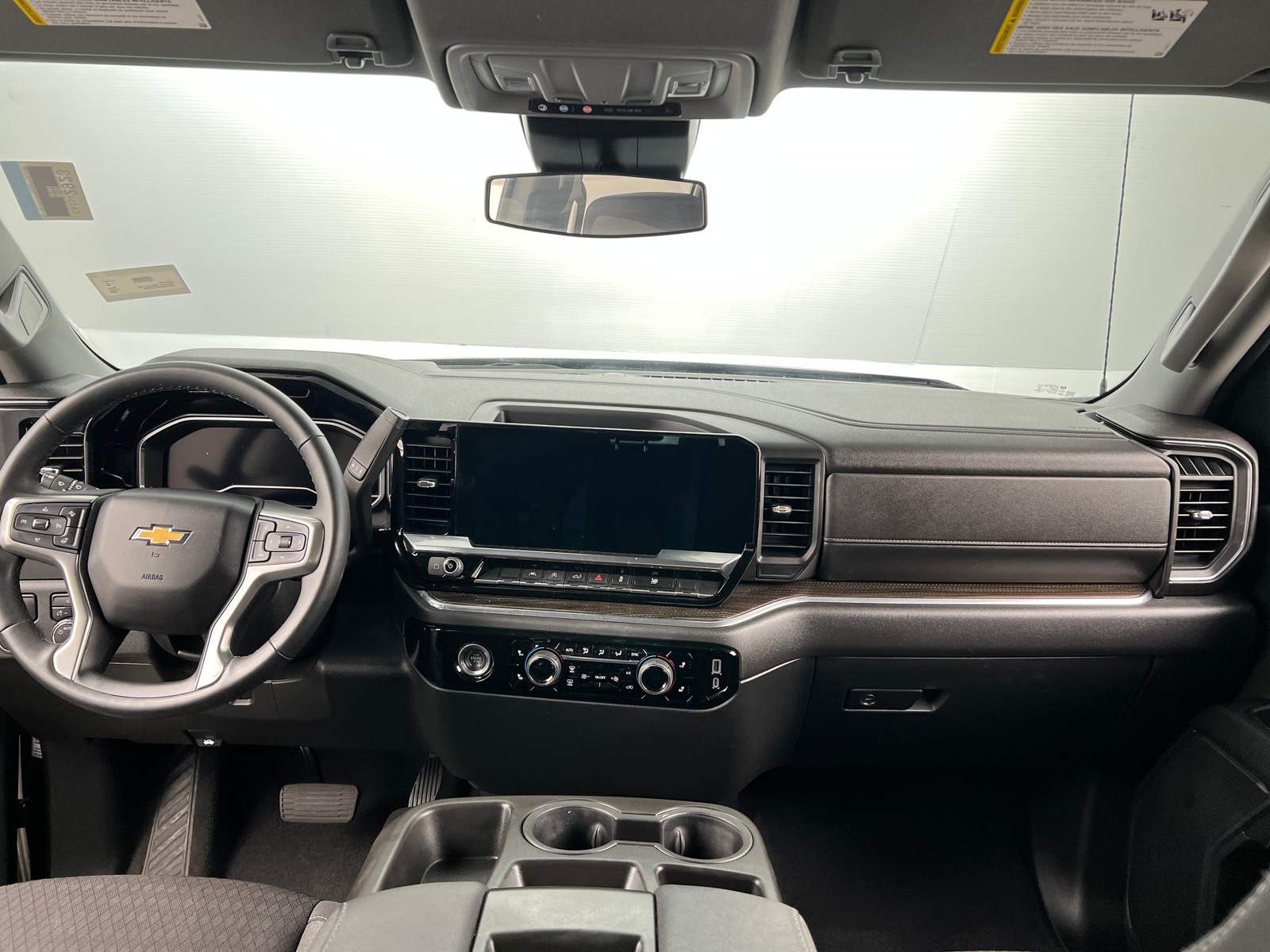 Thumbnail: 2023 Chevrolet Silverado 1500 - 3