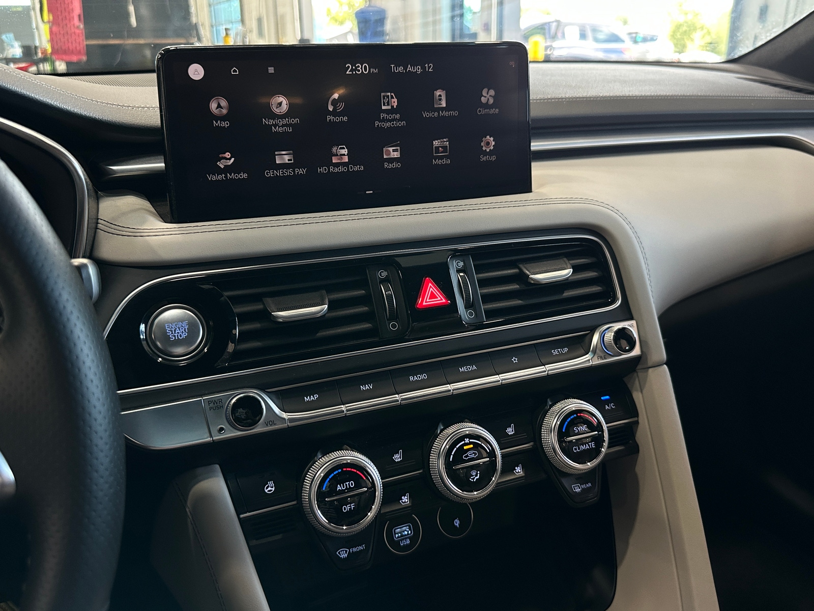 Thumbnail: 2023 Genesis G70 - 3