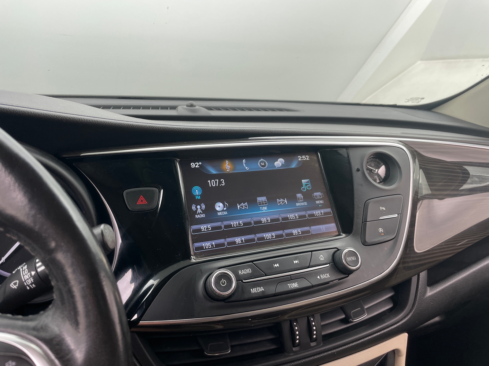 Thumbnail: 2019 Buick Envision - 3