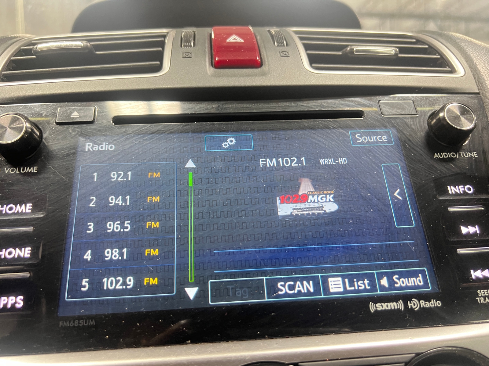 Thumbnail: 2017 Subaru Crosstrek - 4