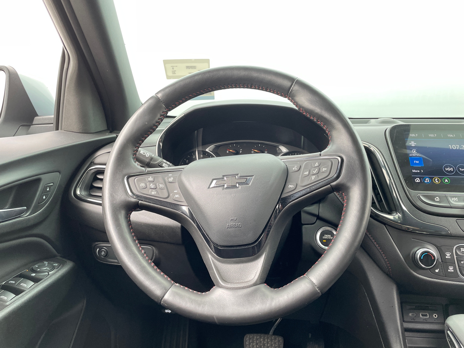Thumbnail: 2022 Chevrolet Equinox - 5