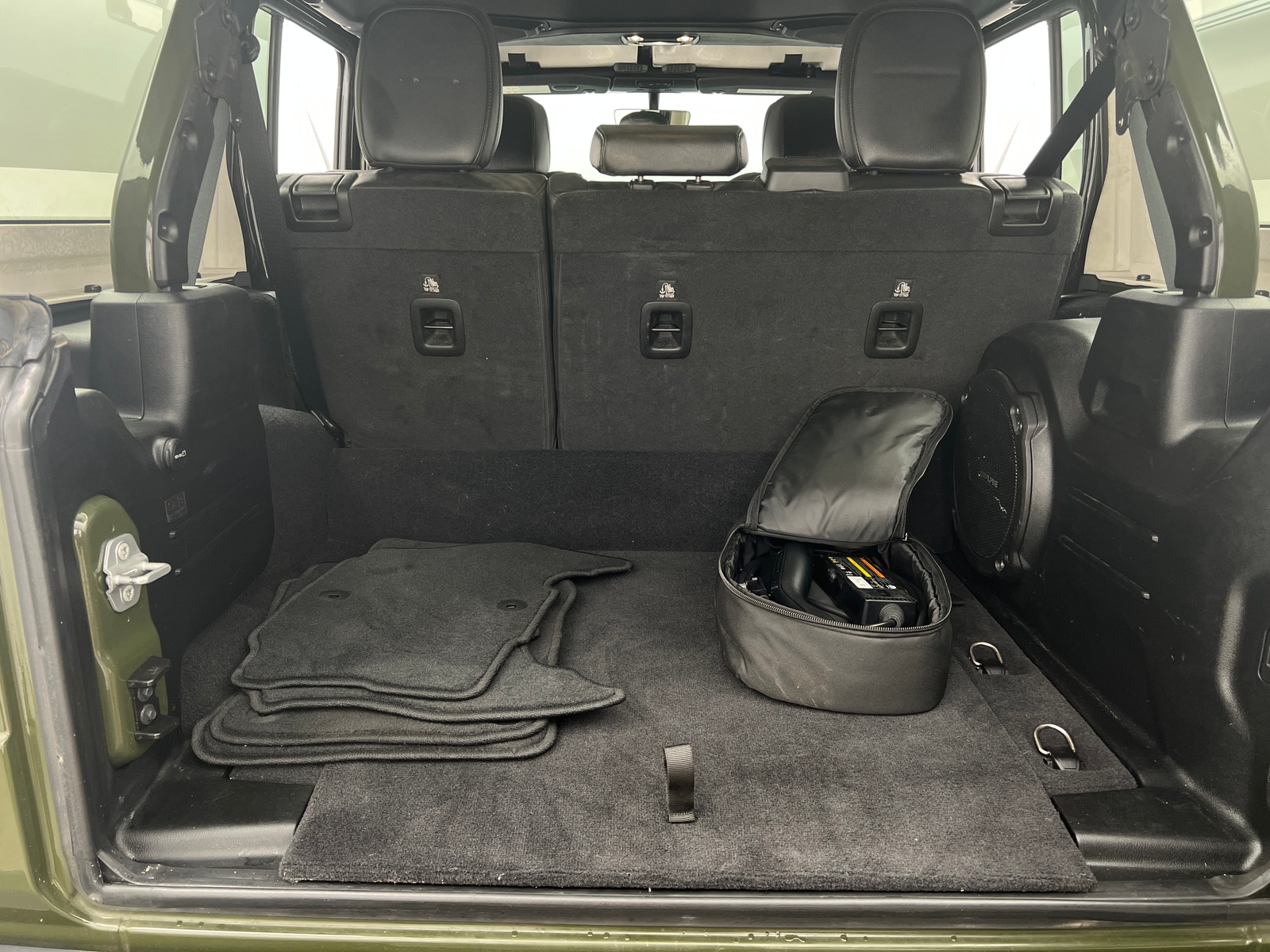 Thumbnail: 2021 Jeep Wrangler - 6