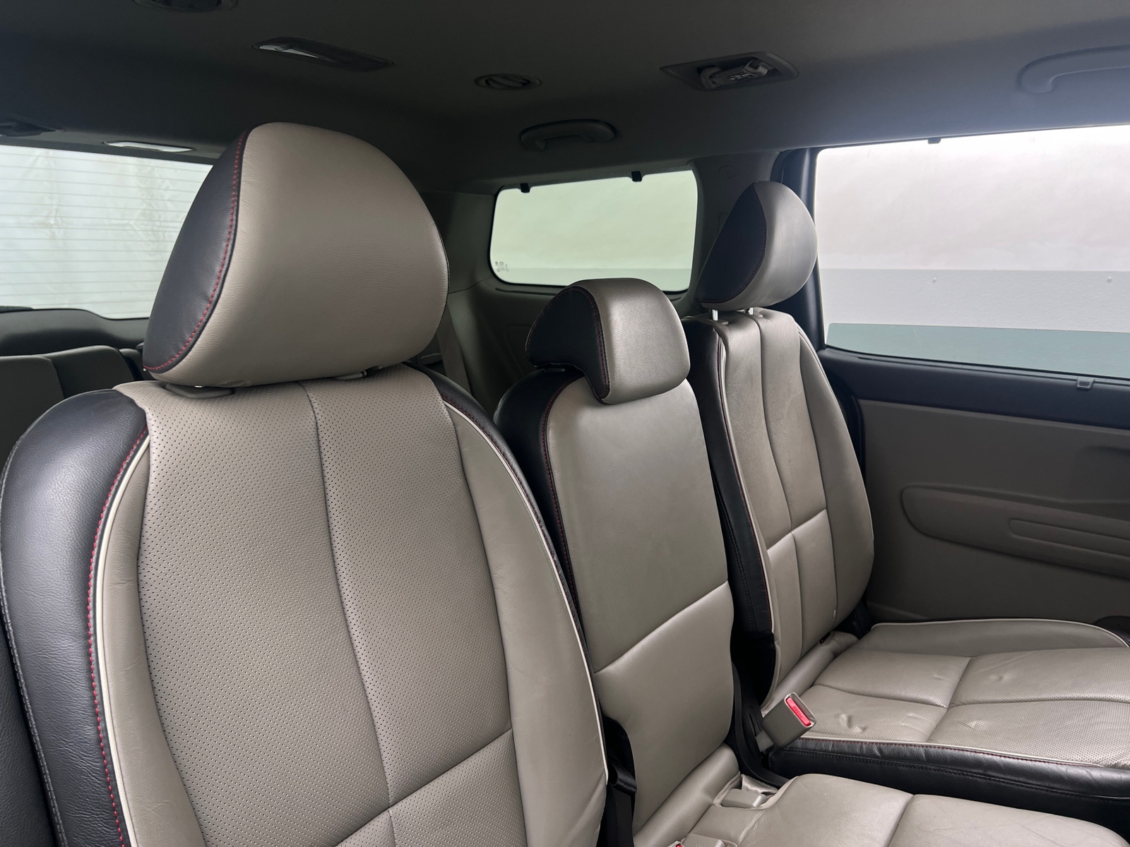 Thumbnail: 2017 Kia Sedona - 5
