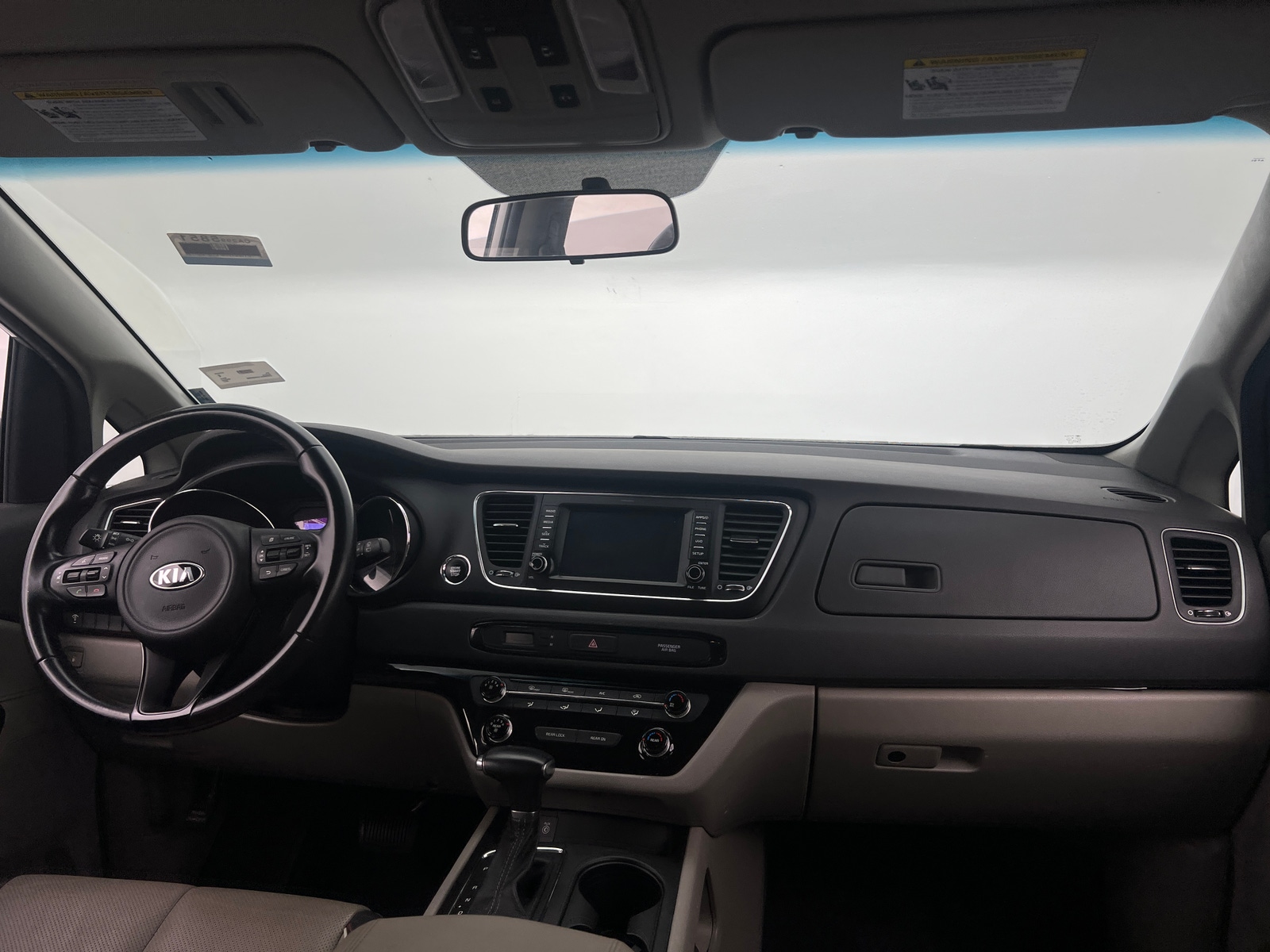 Thumbnail: 2017 Kia Sedona - 2