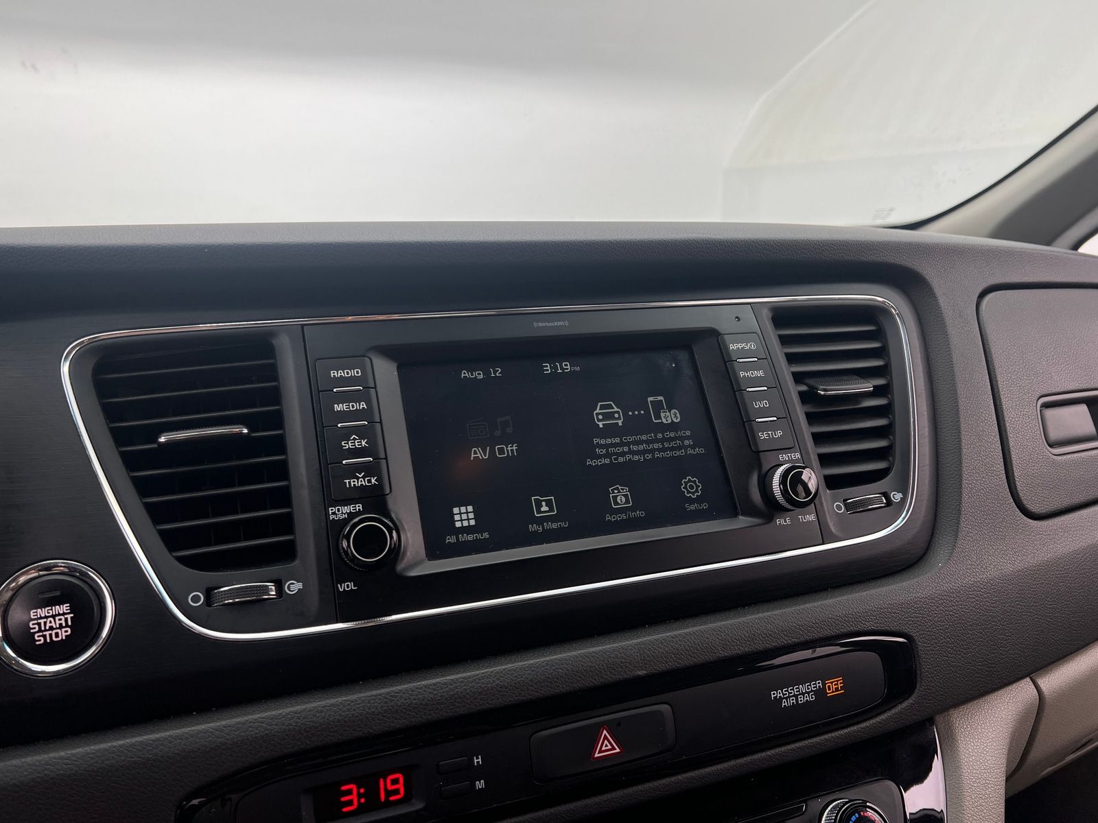 Thumbnail: 2017 Kia Sedona - 3