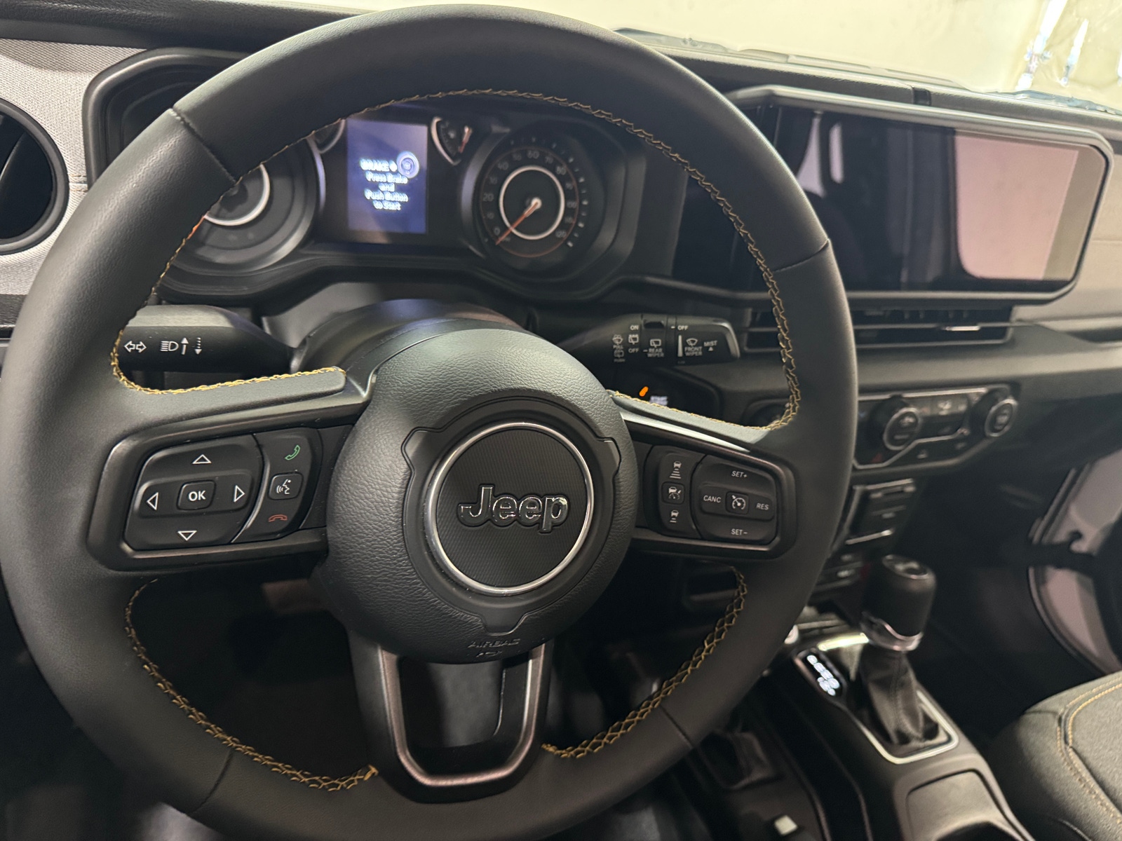 Thumbnail: 2024 Jeep Wrangler - 5