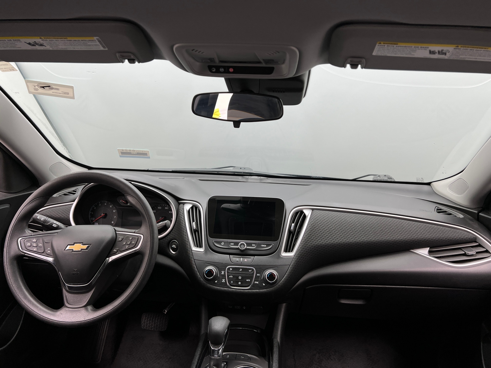 Thumbnail: 2024 Chevrolet Malibu - 3